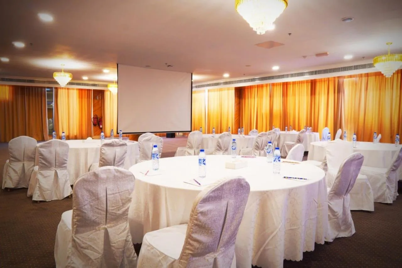 Meeting/conference room in Mirage Bab Al Bahr Hotel