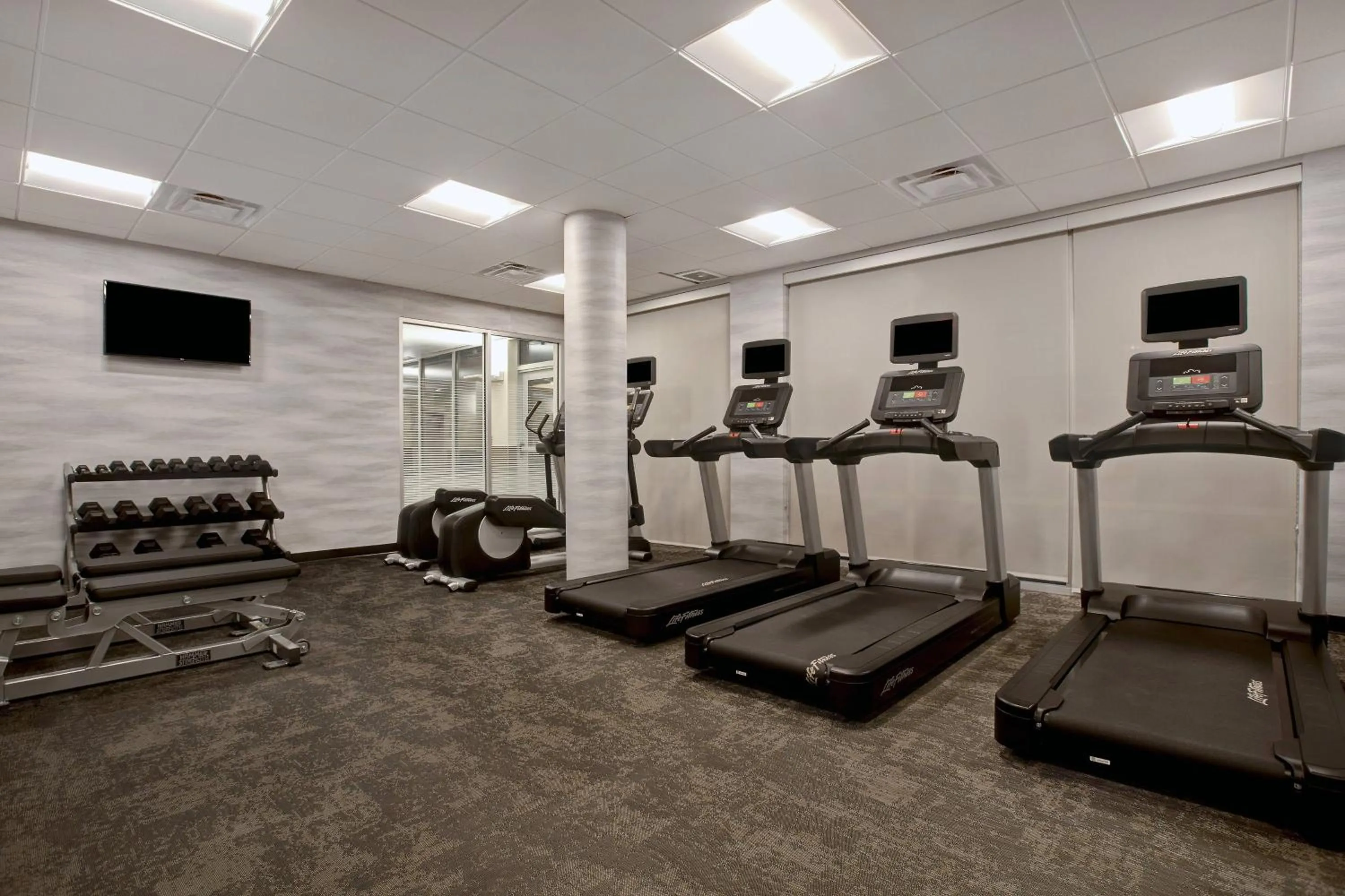 Fitness centre/facilities in Fairfield Inn & Suites by Marriott Chicago Bolingbrook