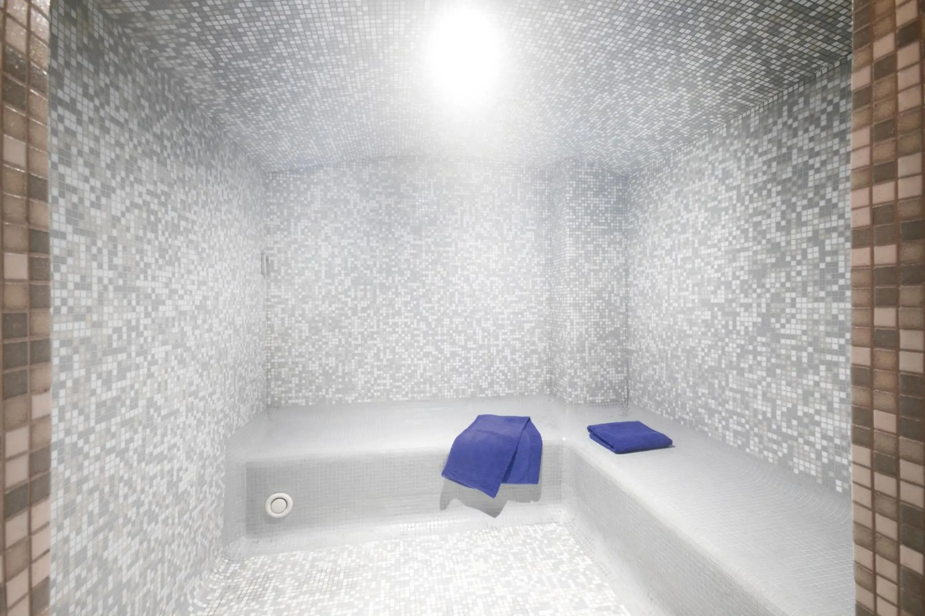 Spa and wellness centre/facilities in Hotel Riu Madeira - All Inclusive Spa and wellness centre/facilities in Hotel Riu Madeira - All Inclusive