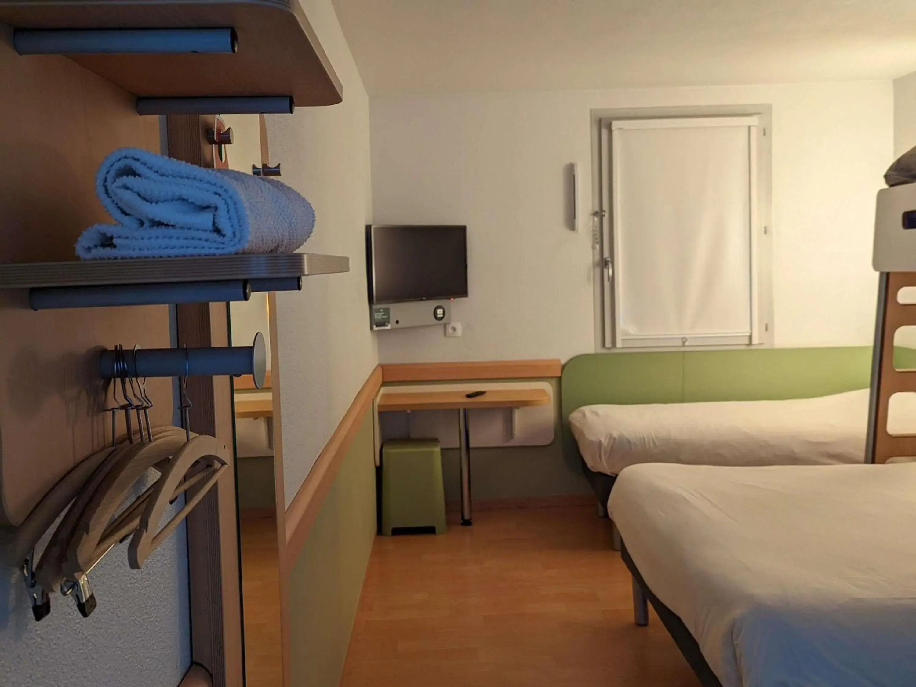 Bedroom, Bed in ibis budget Saint-Omer Centre Bedroom, Bed in ibis budget Saint-Omer Centre