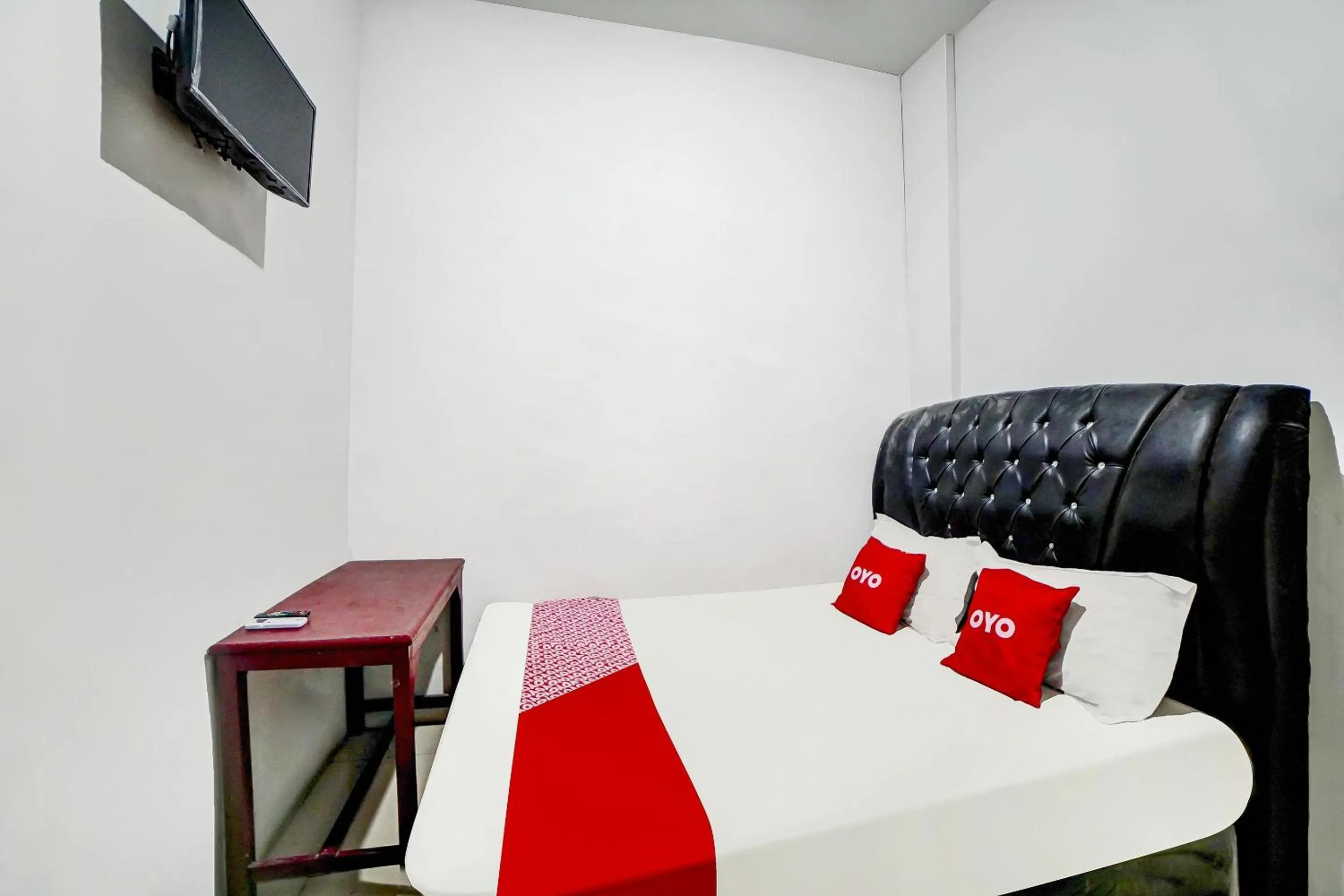 Bedroom, Bed in Hotel O Brayan Guest House