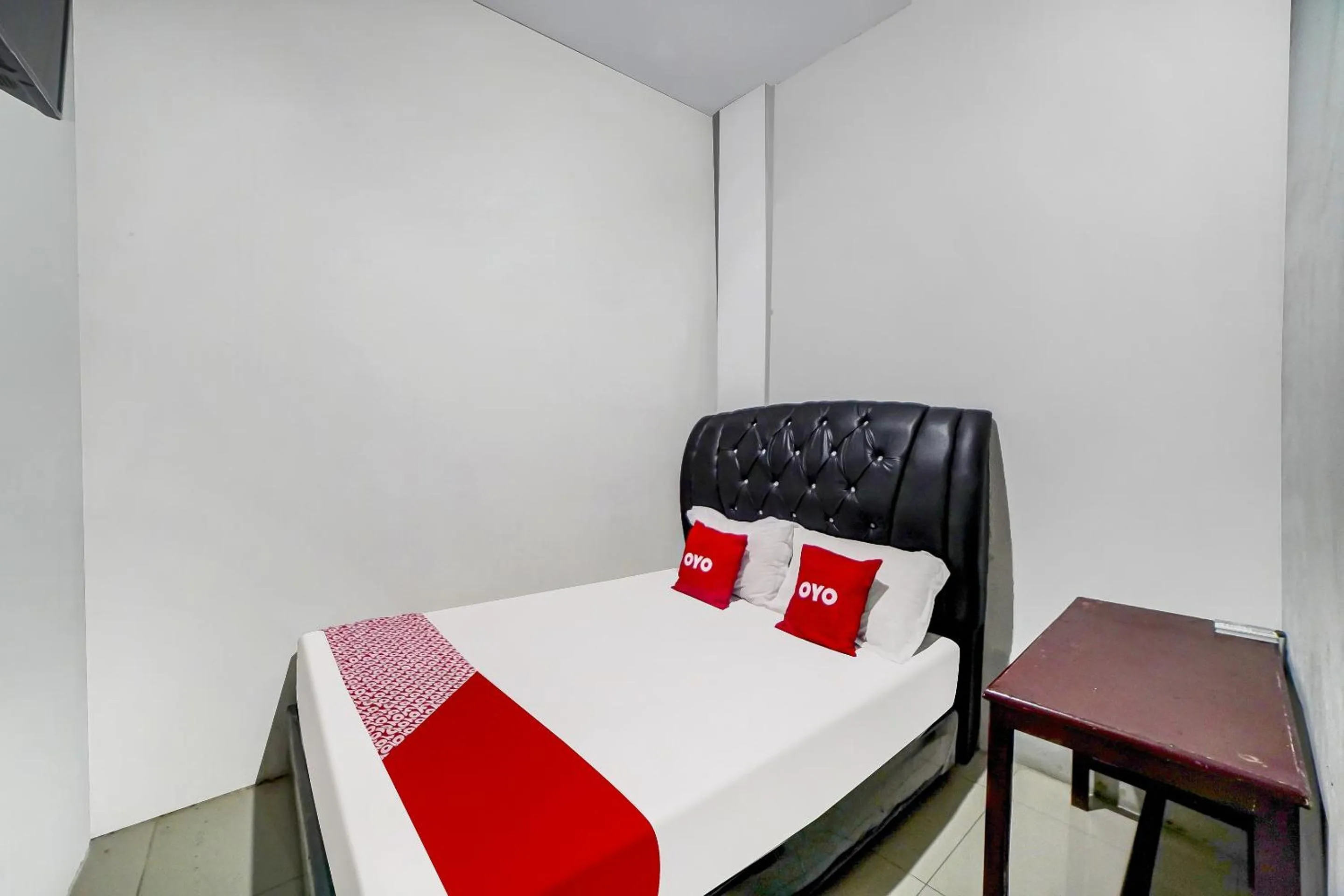 Bedroom, Bed in Hotel O Brayan Guest House