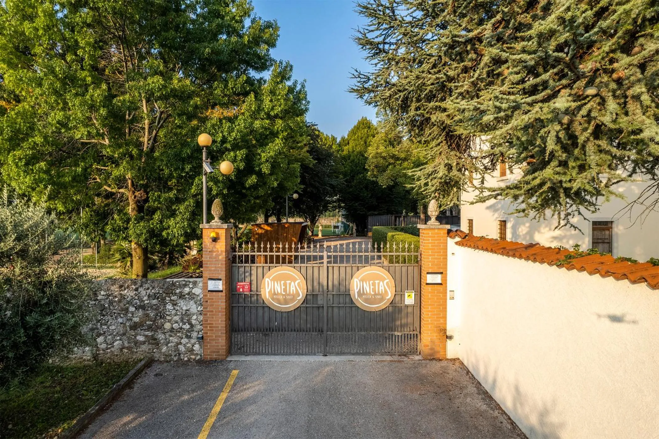 Property building in Hotel Villa I Pini