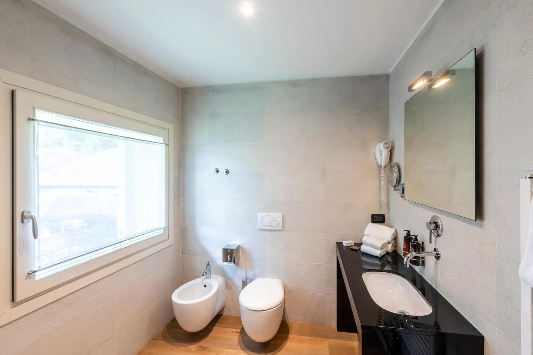 Bathroom in Hotel Villa I Pini