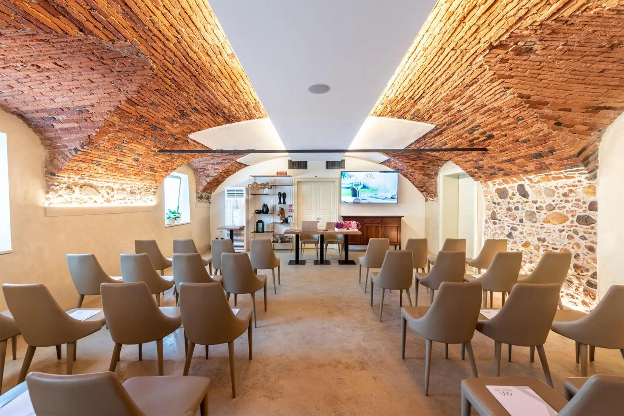 Business facilities in Hotel Villa I Pini