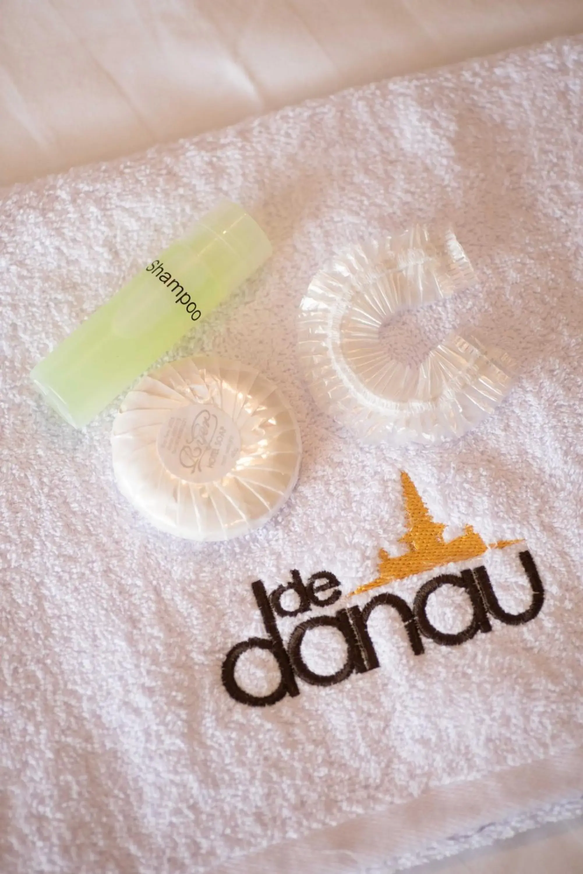 Deluxe Double Room in Dedanau Hotel Deluxe Double Room in Dedanau Hotel