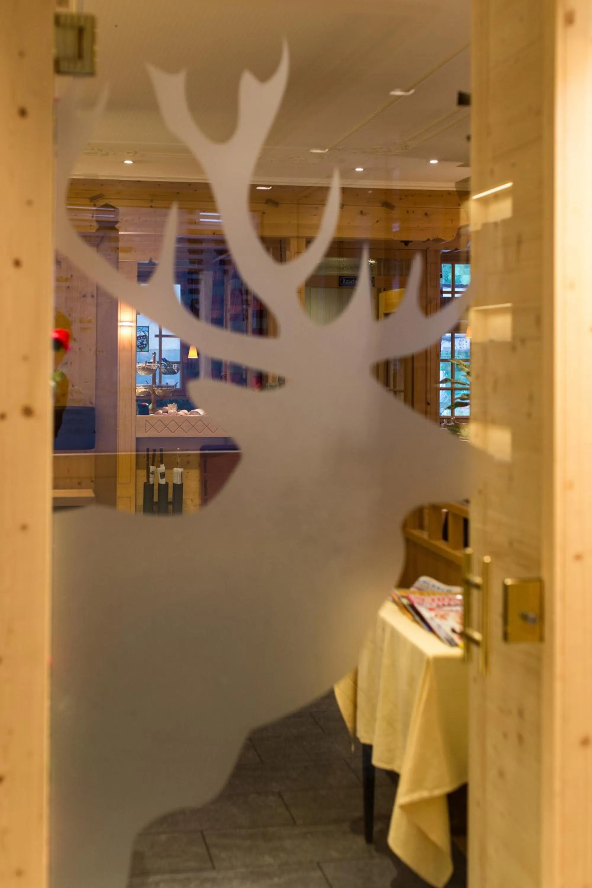 Property logo or sign in Hotel Hirschen - Grindelwald