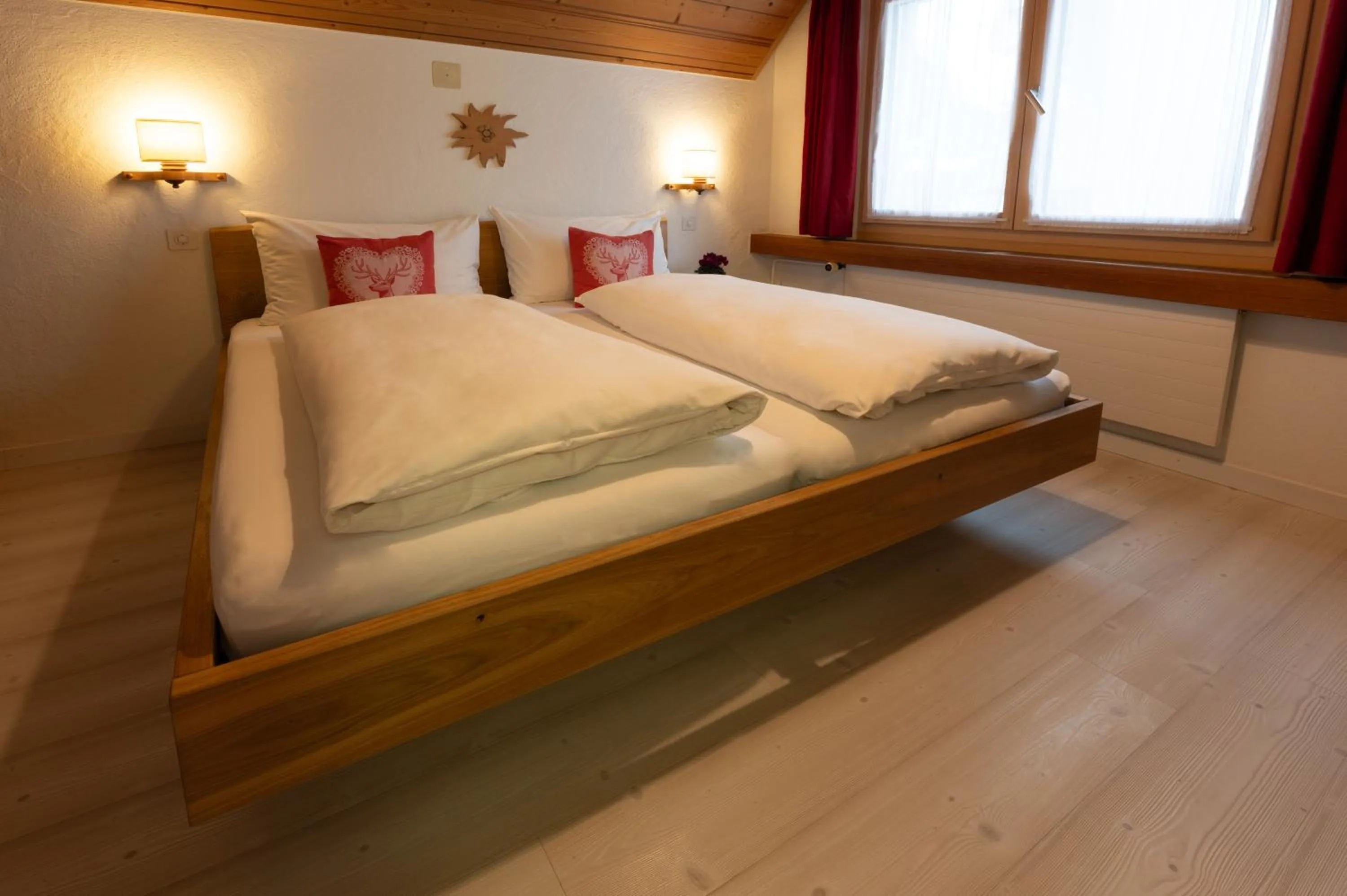 Bed in Hotel Hirschen - Grindelwald