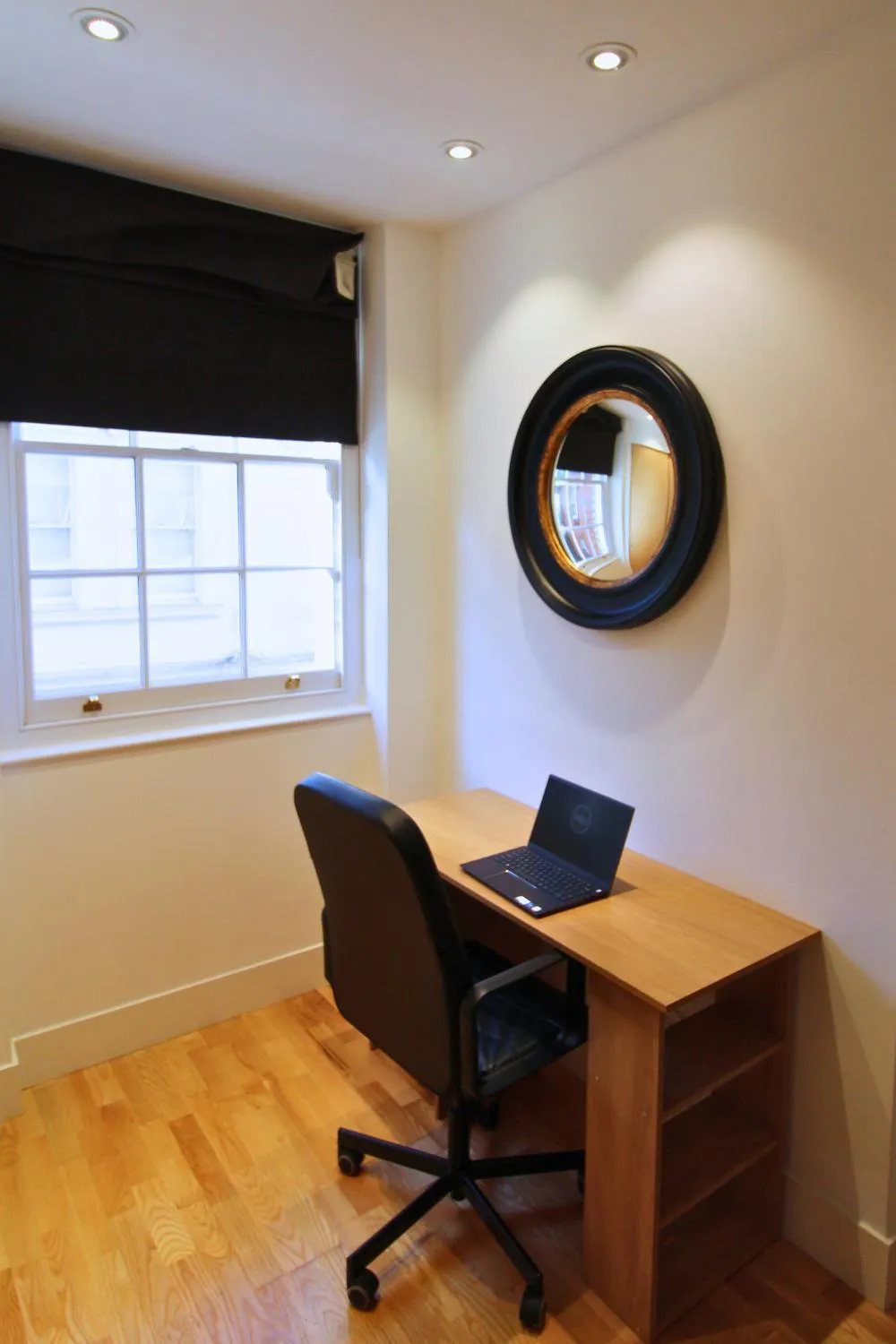 Bedroom in Bloomsbury By Viridian Apartments