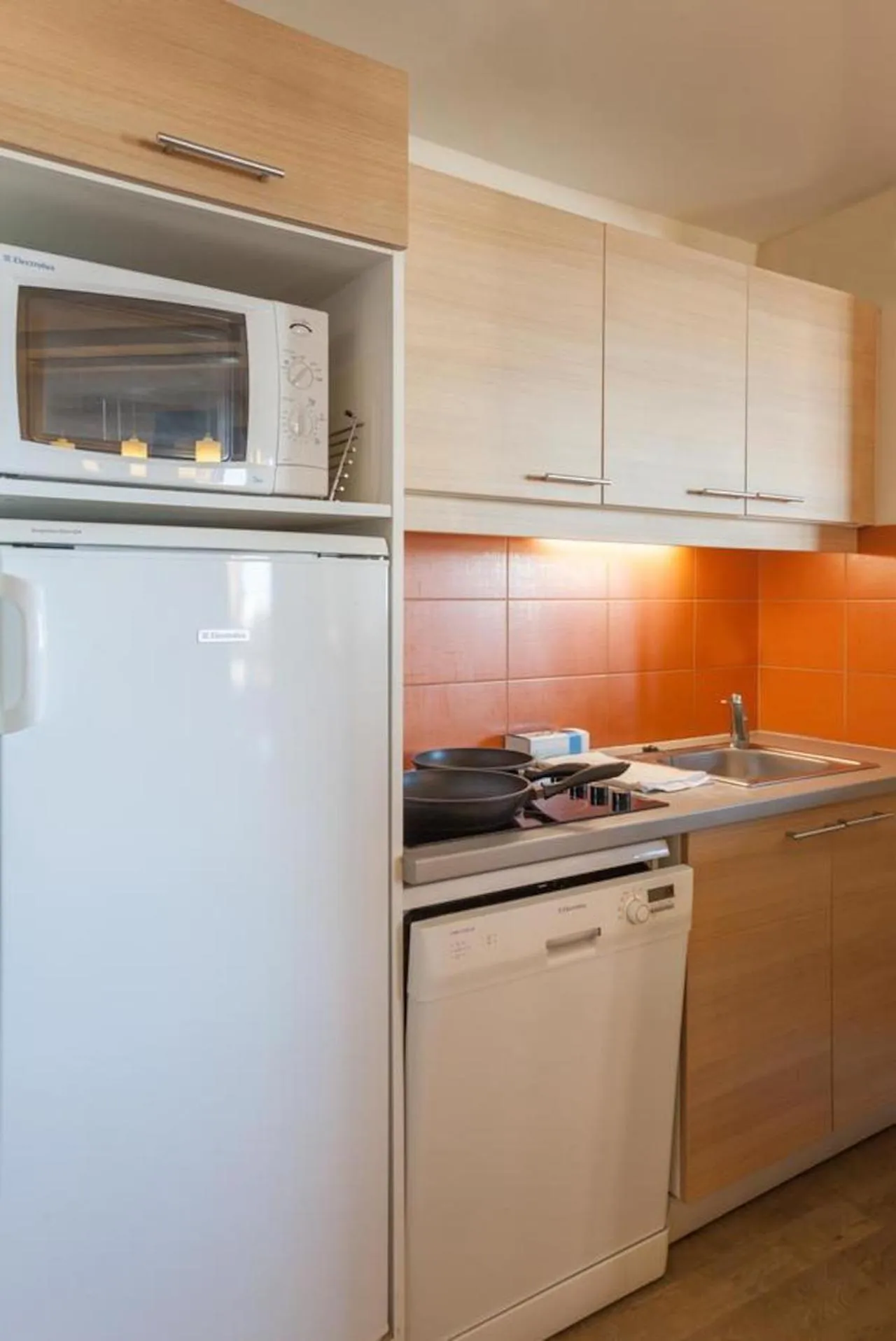 Kitchen or kitchenette in Résidence Les Gémeaux - Belle Plagne