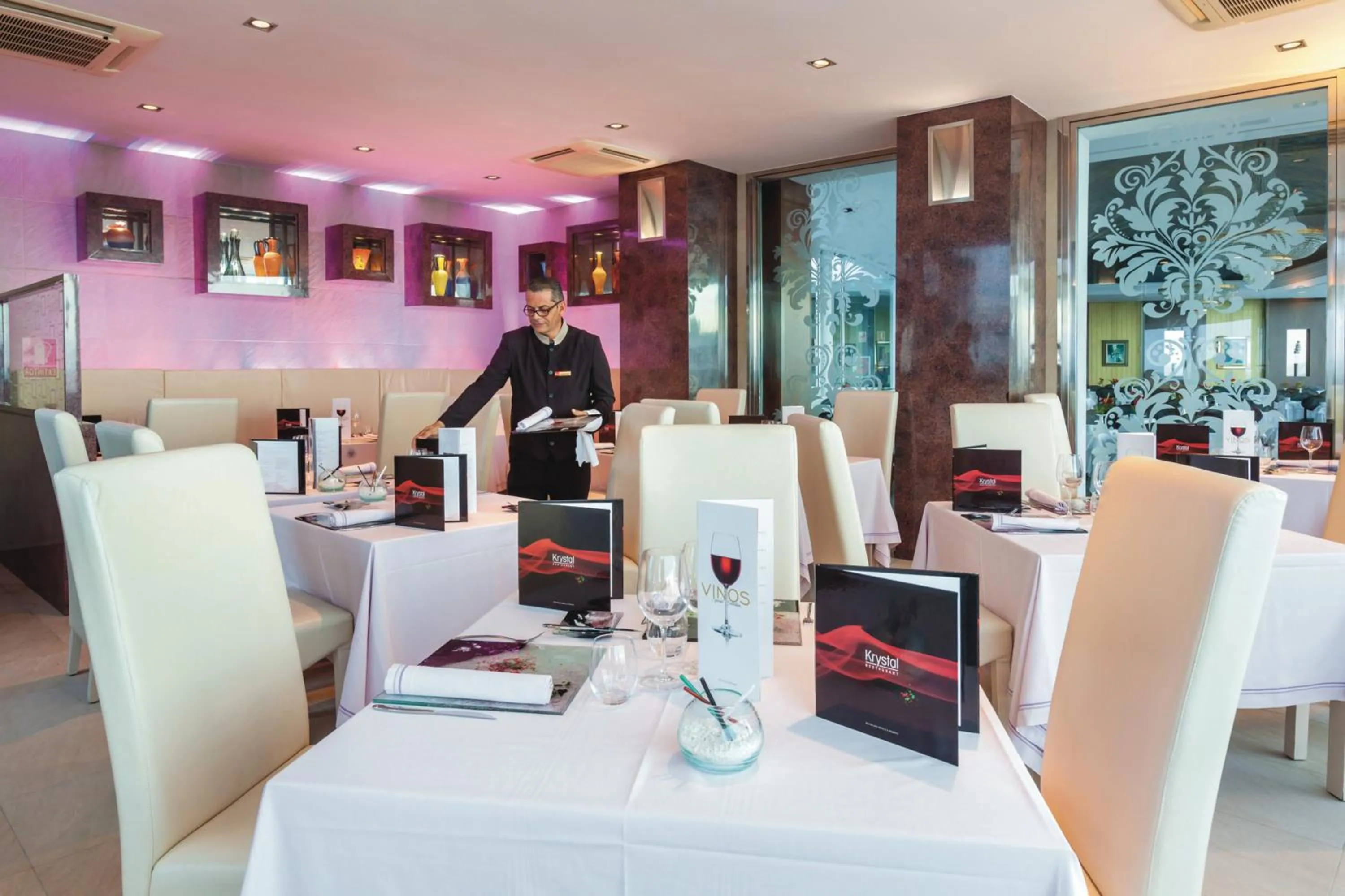 Restaurant/places to eat in Hotel Riu Palace Tenerife