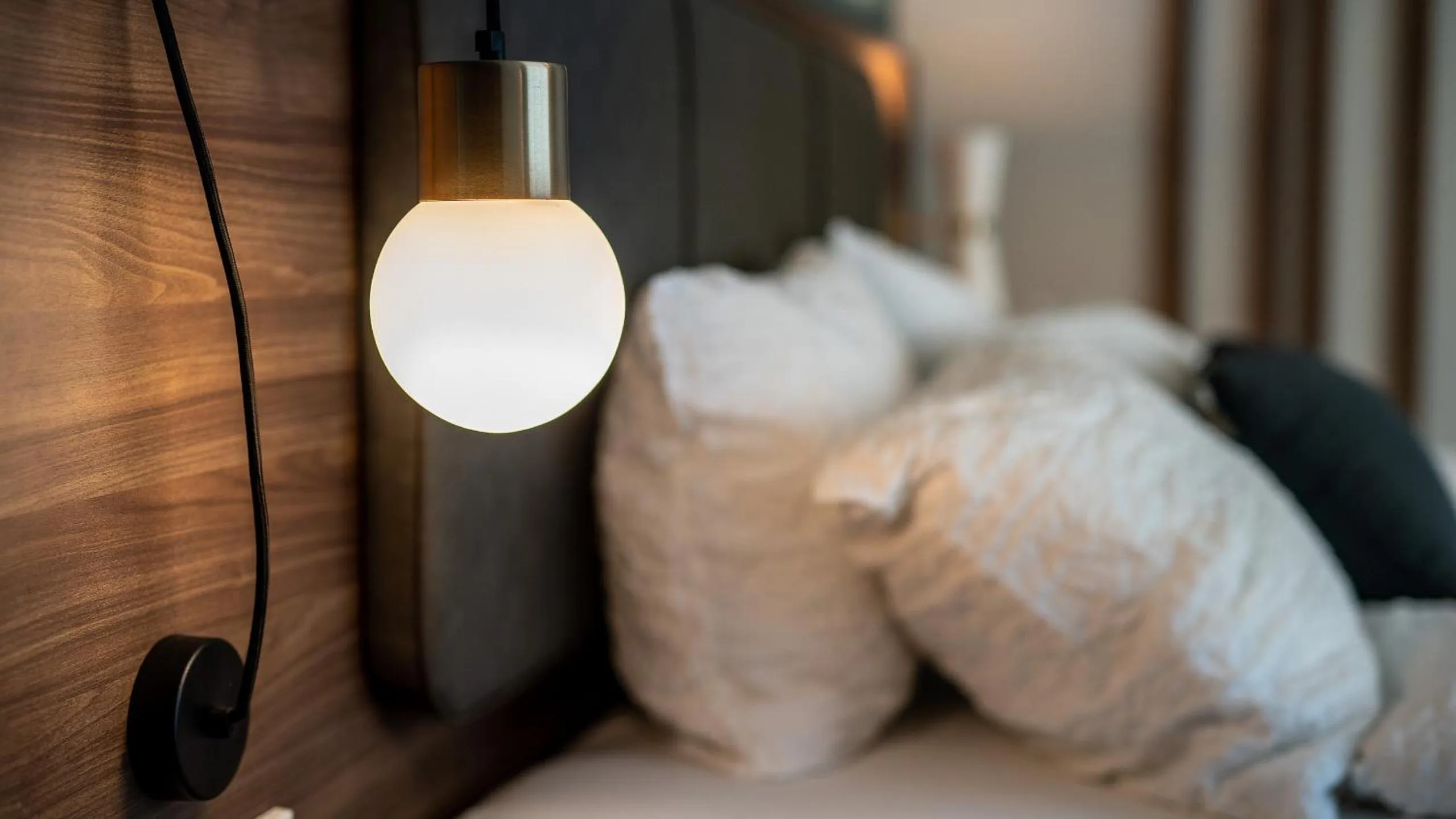 Bedroom, Bed in Metropol Apartments & Suites