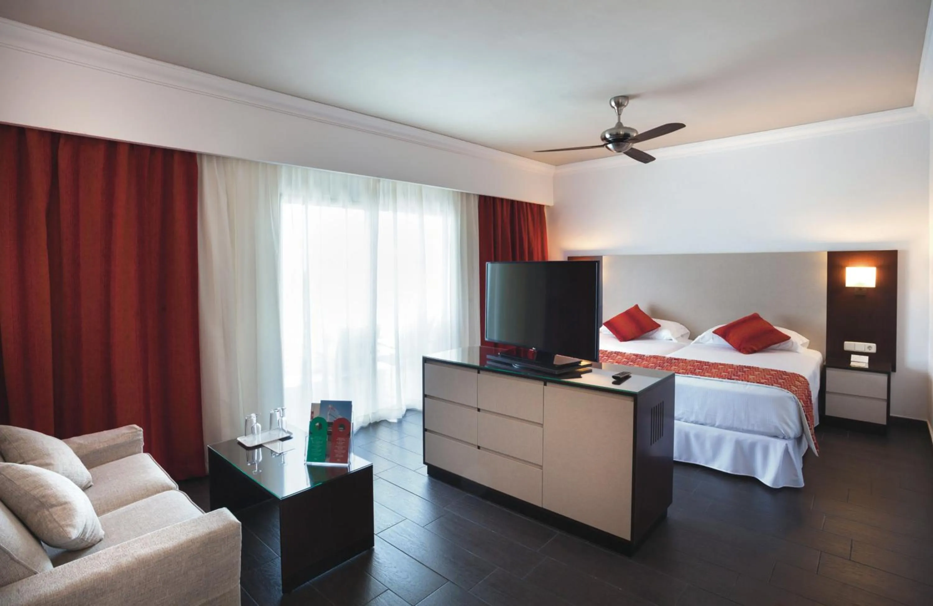 Bed in Hotel Riu Monica - Adults Only