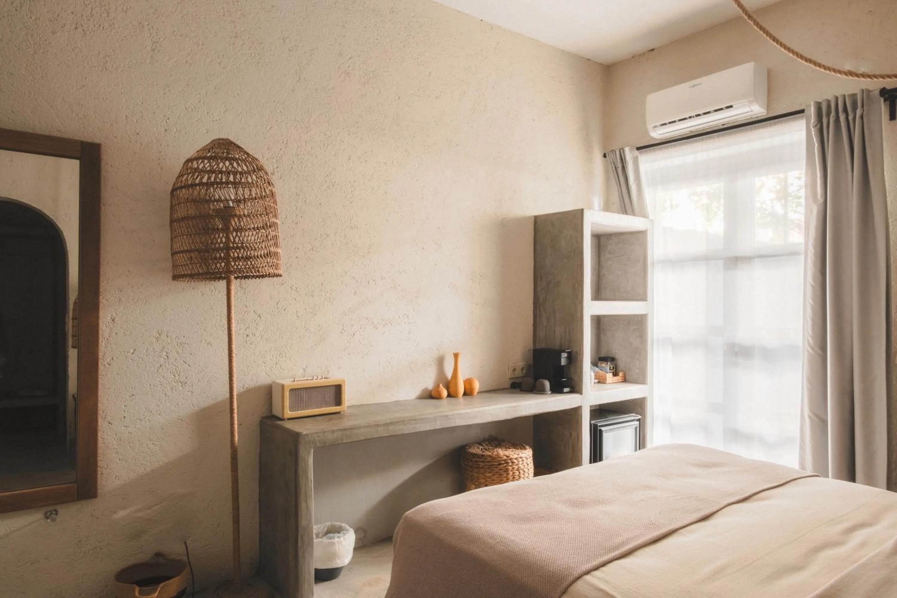 Photo of the whole room, Bed in GAIA Alaçatı Bazaar