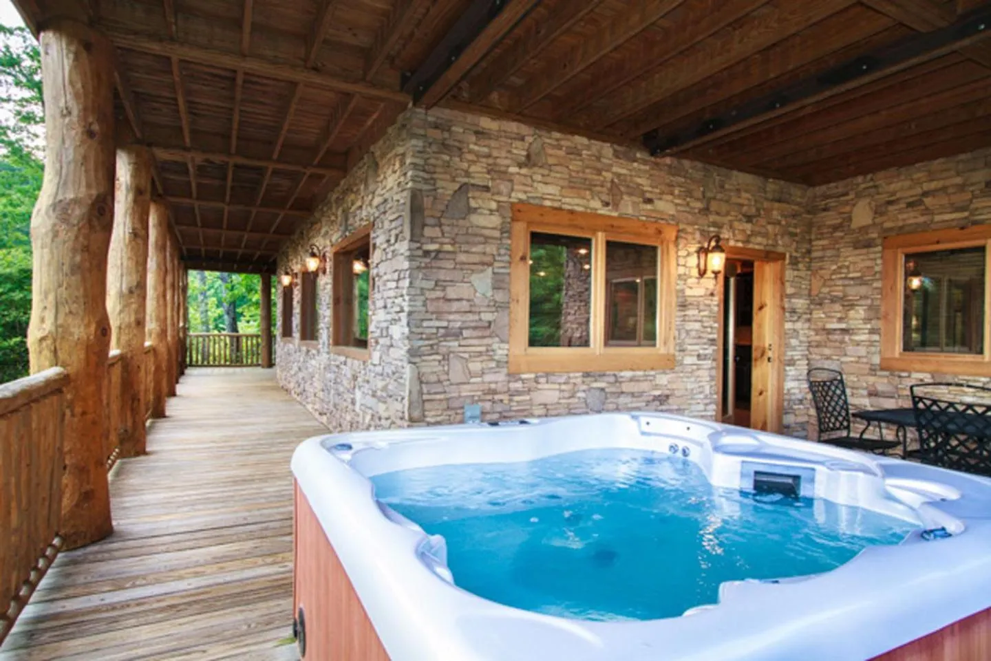 Hot Tub in Big Bear Ridge Lodge - Breathtaking mountain views and private forest scenes in amazing large log cabin