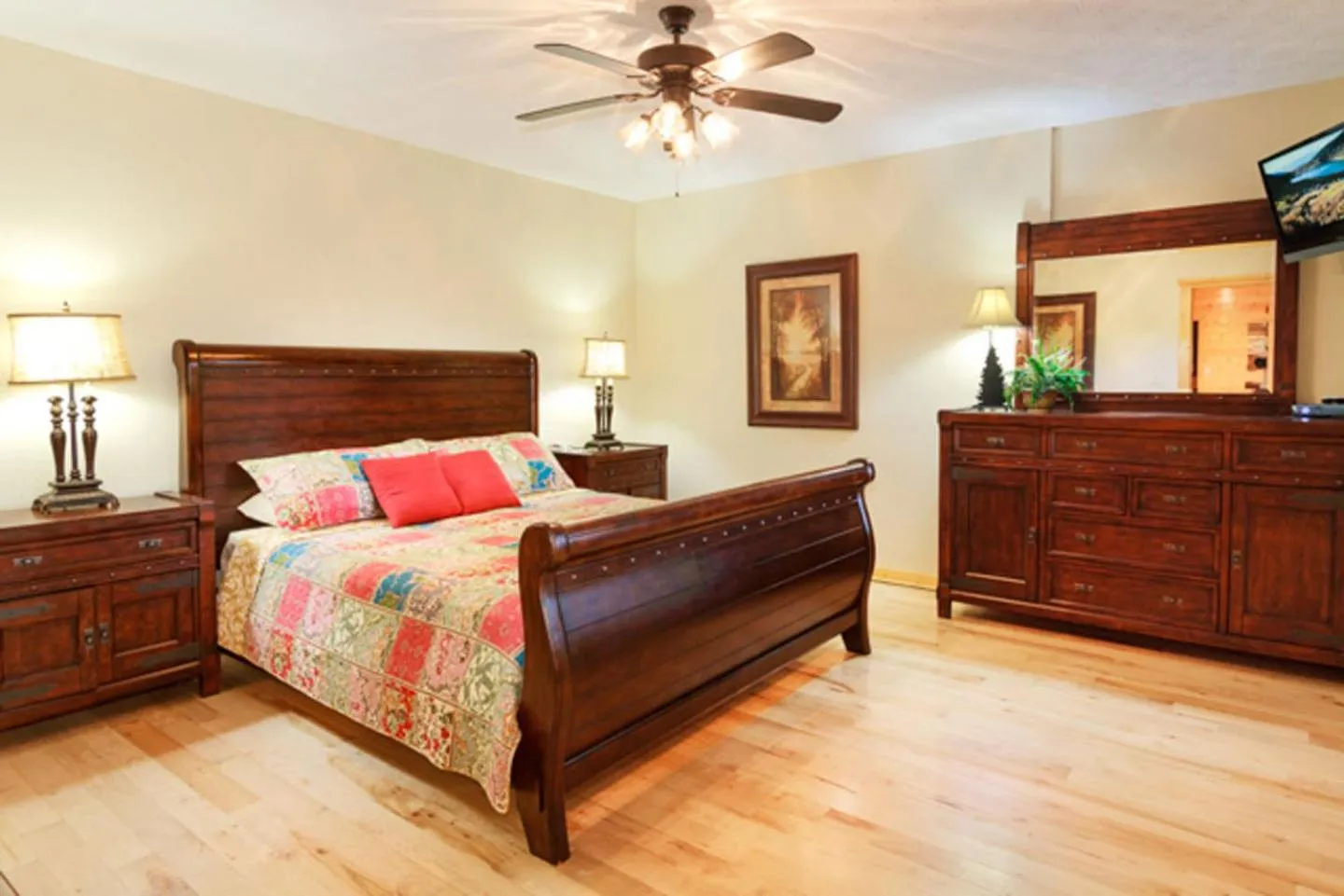 Bedroom, Bed in Big Bear Ridge Lodge - Breathtaking mountain views and private forest scenes in amazing large log cabin