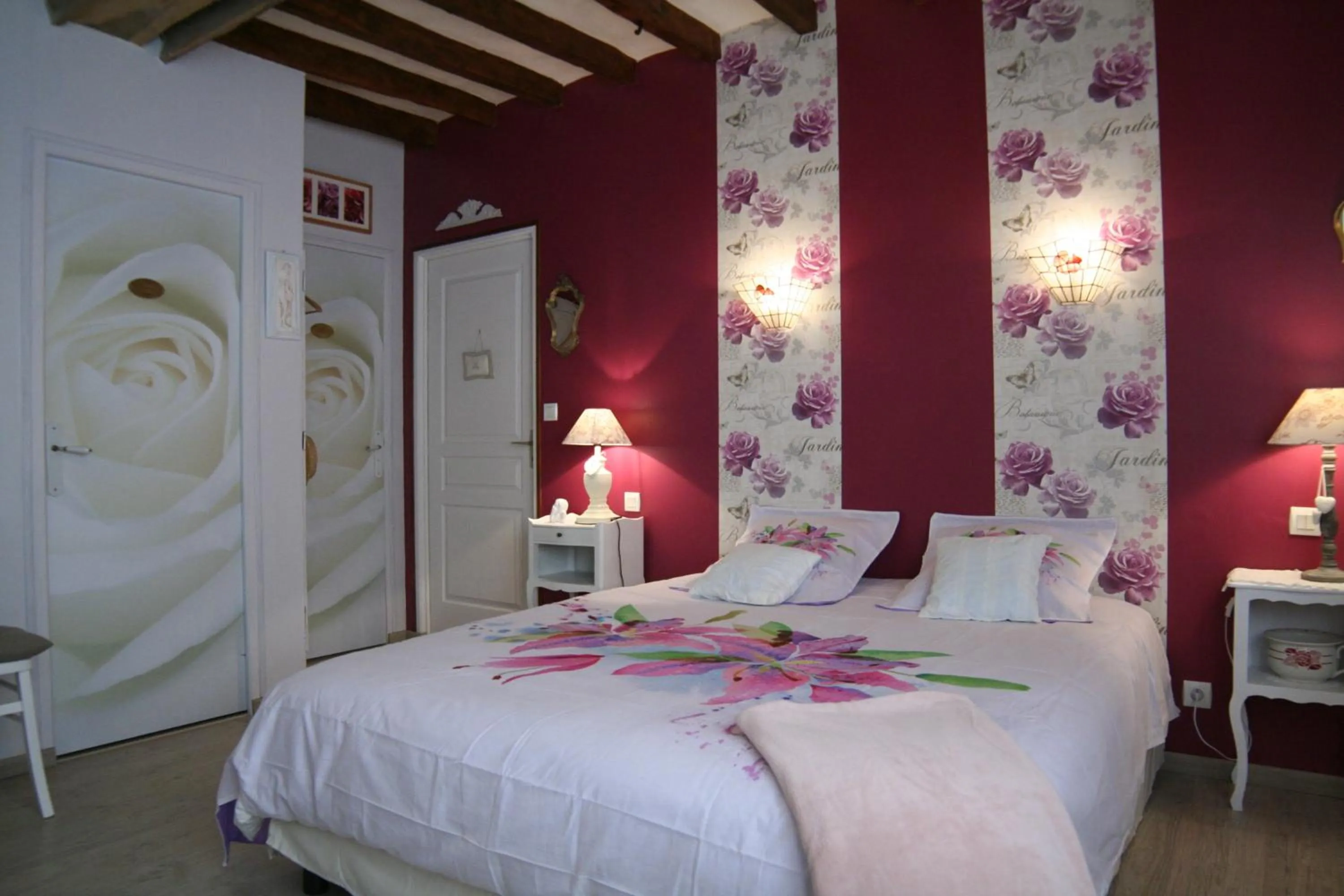 Bed in Chambre d'Hôtes du Domaine de la Haute Poignandiere