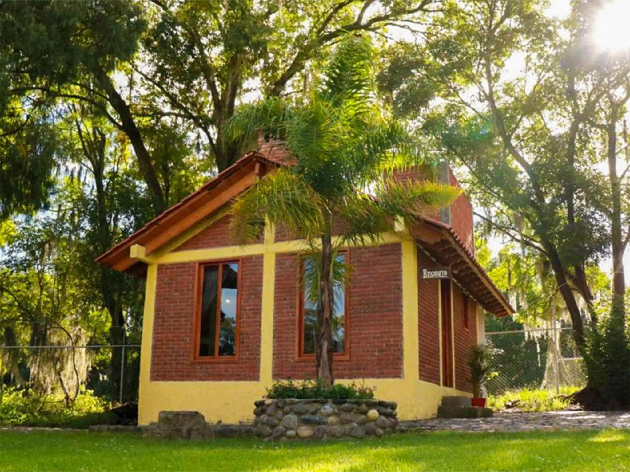 Property building in Cabañas del Bosque