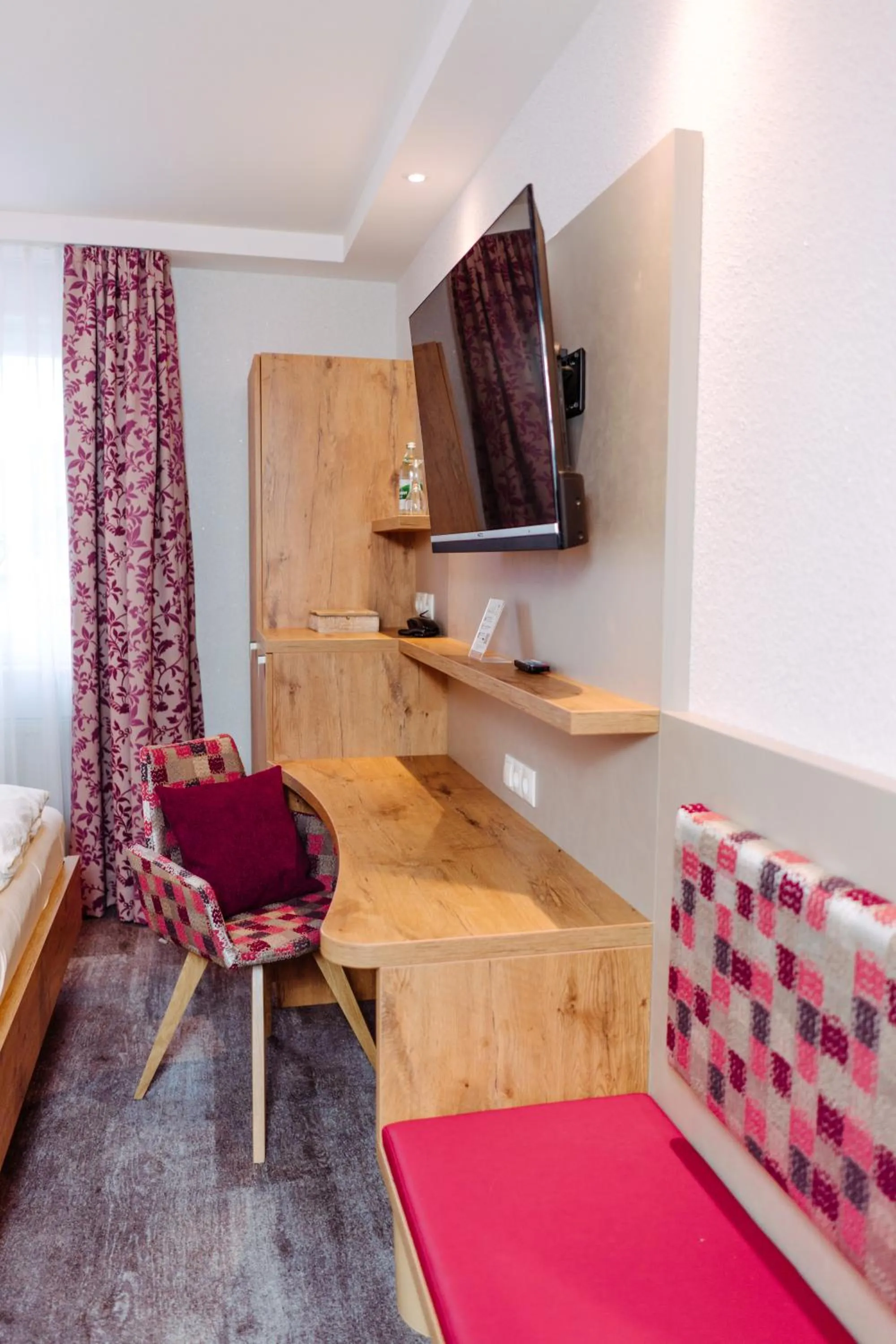 TV and multimedia in Garni-Hotel Goldenes Lamm