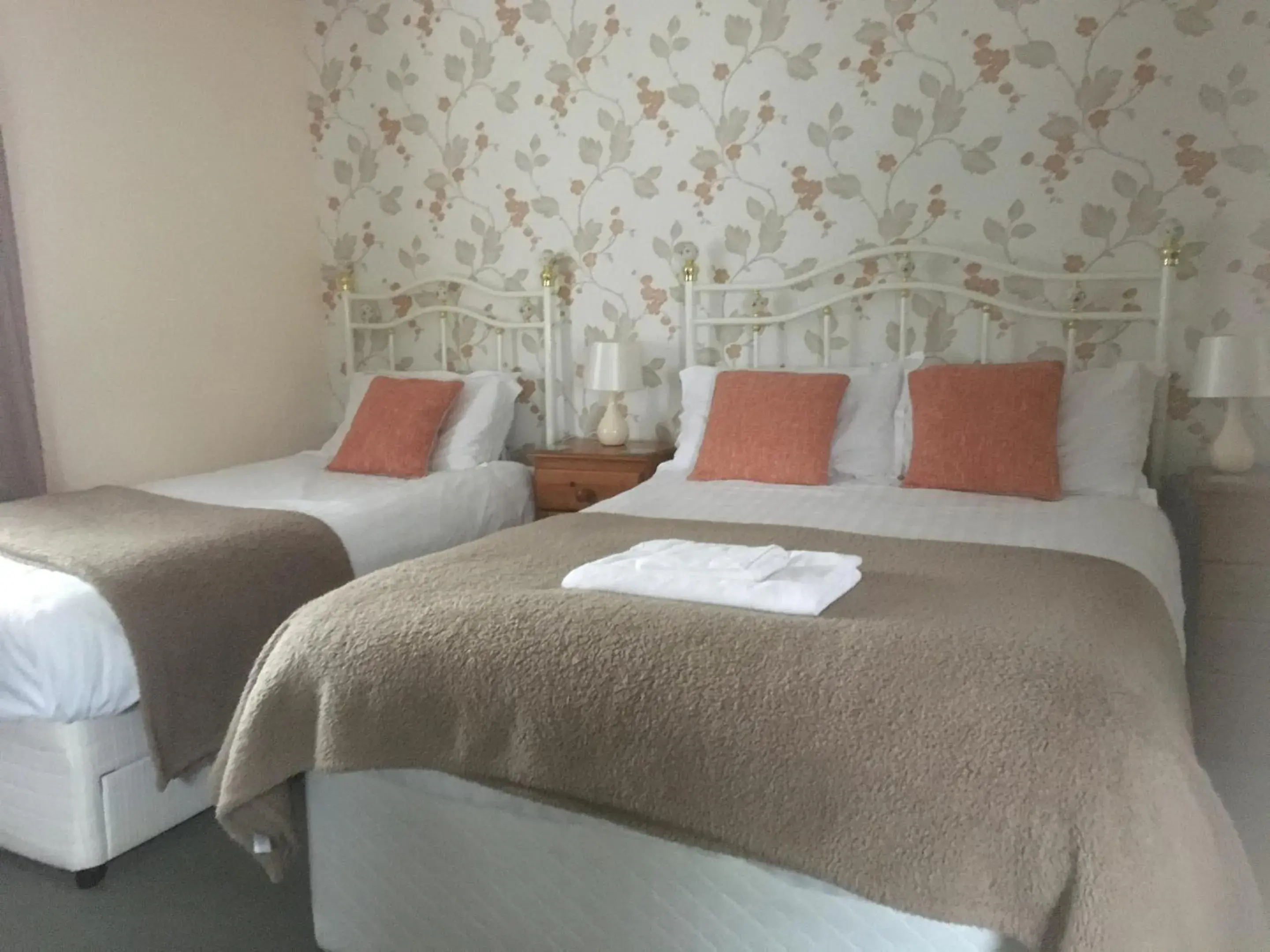 Bedroom, Bed in Grove House Guest House Bedroom, Bed in Grove House Guest House