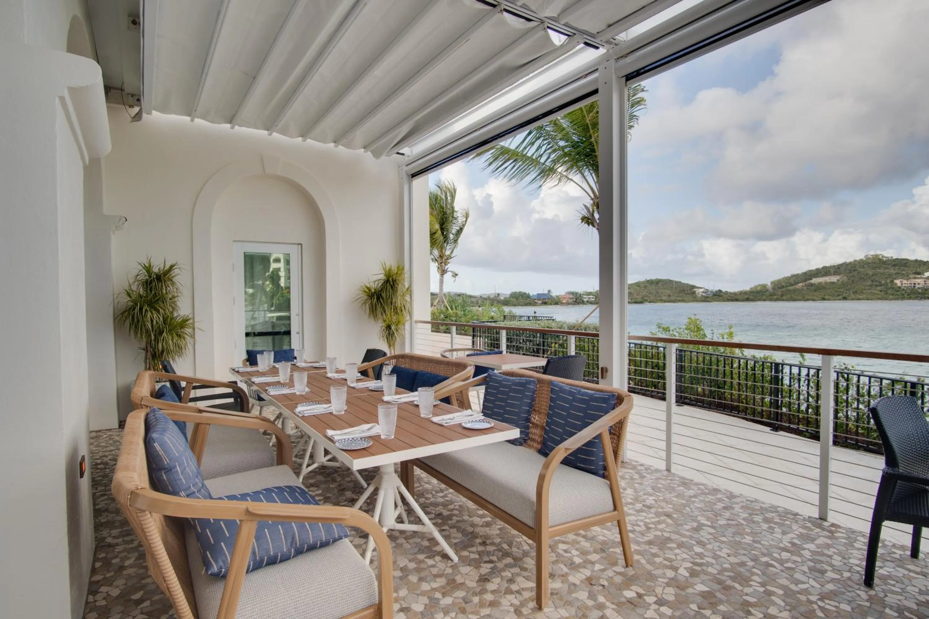 Restaurant/places to eat in Great Bay Condominiums located at The Ritz-Carlton Club, St Thomas