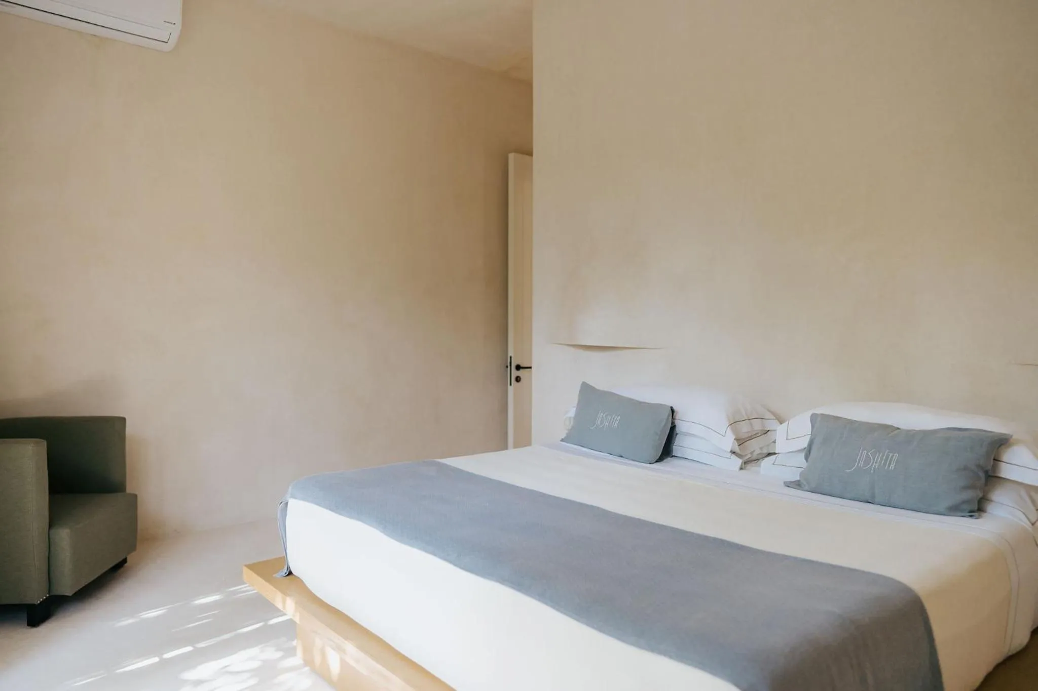 Bedroom, Bed in Jashita Tulum Luxury Villas