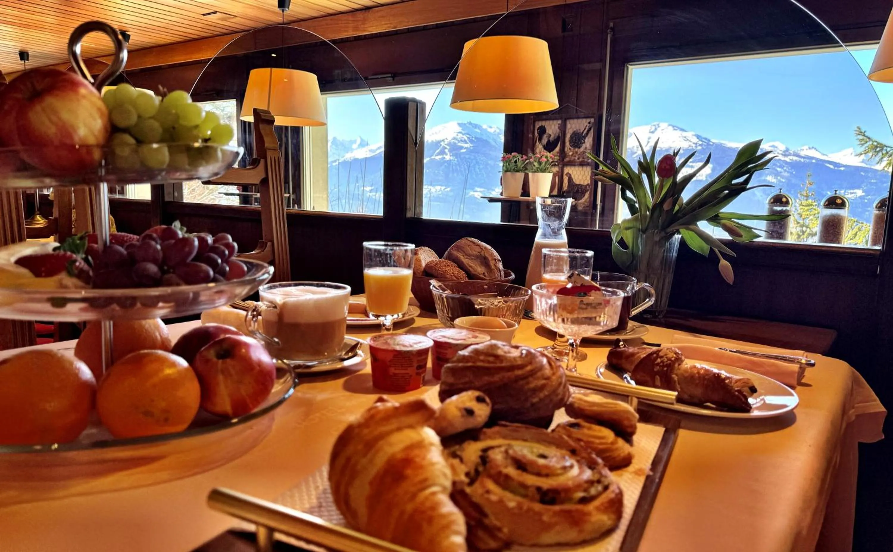 Breakfast in Hôtel de la Forêt