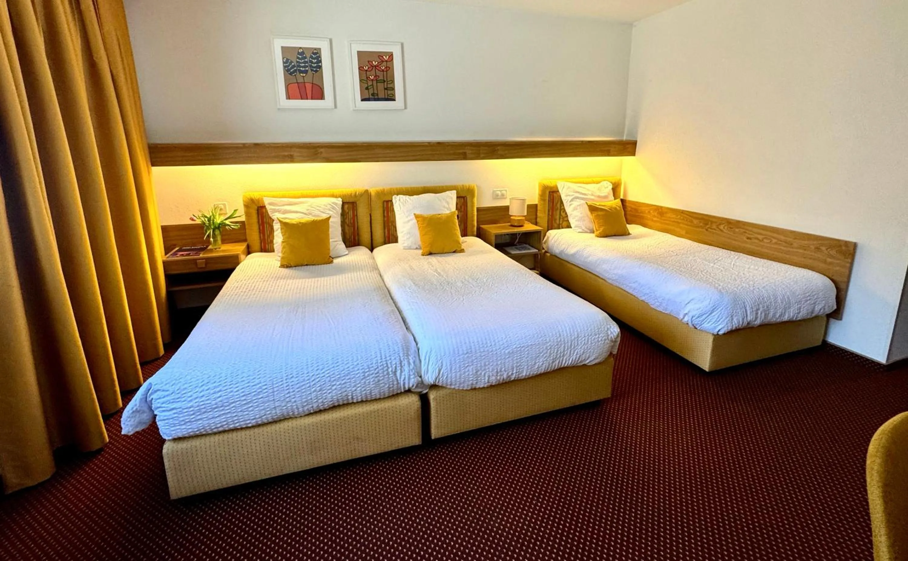 Bedroom, Bed in Hôtel de la Forêt