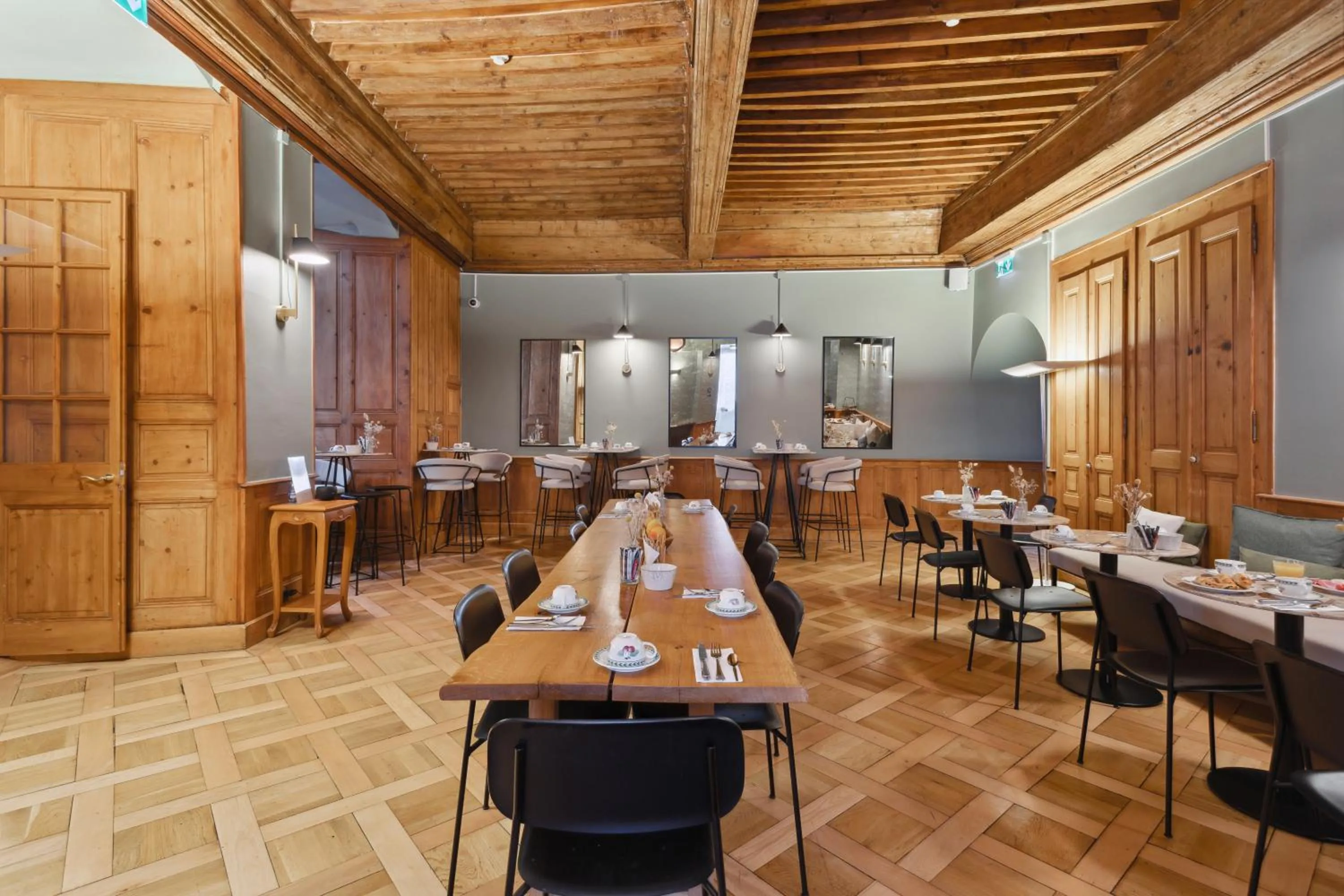 Breakfast in Hôtel de la Couronne