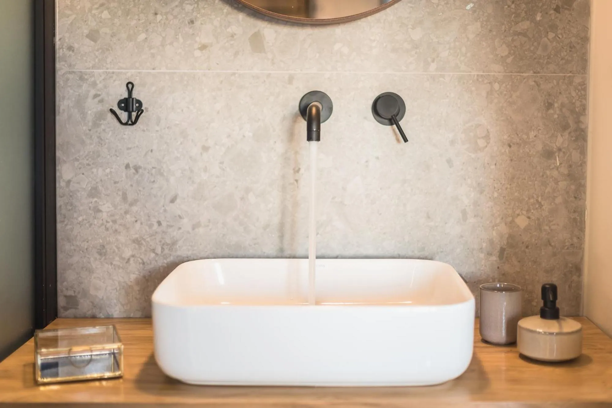 Bathroom in Moon And Stars Athens