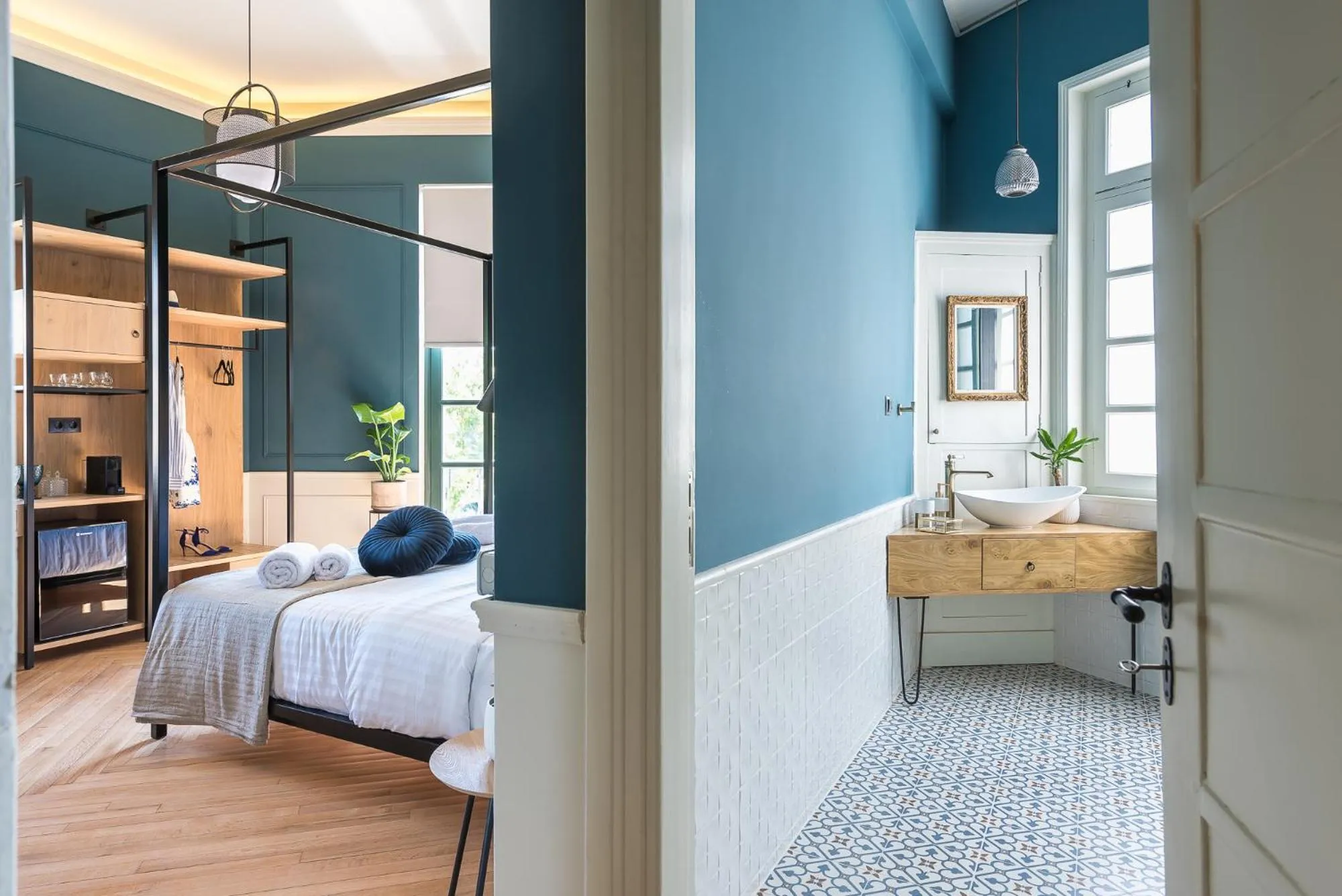 Bathroom, Bed in Moon And Stars Athens