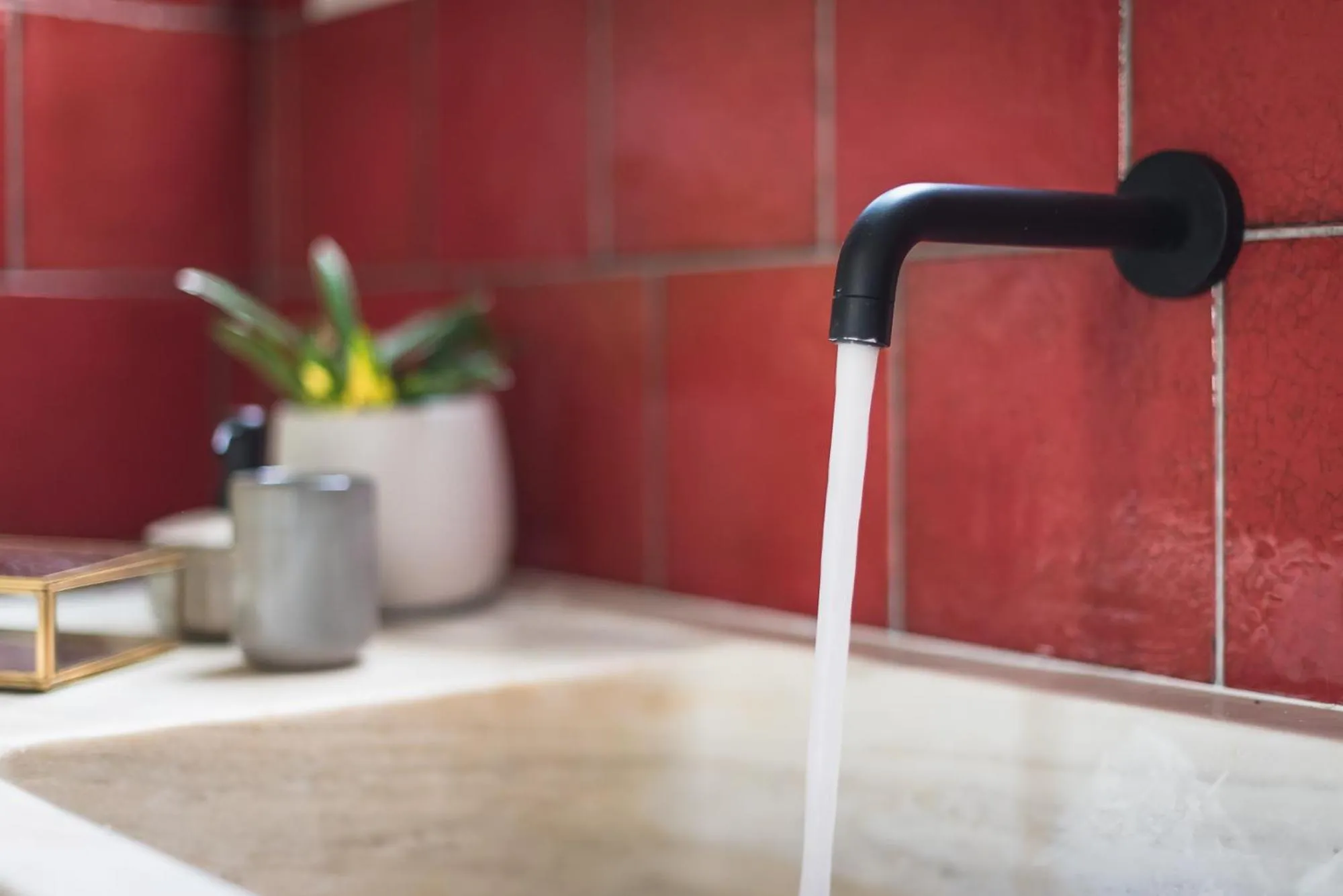 Bathroom in Moon And Stars Athens