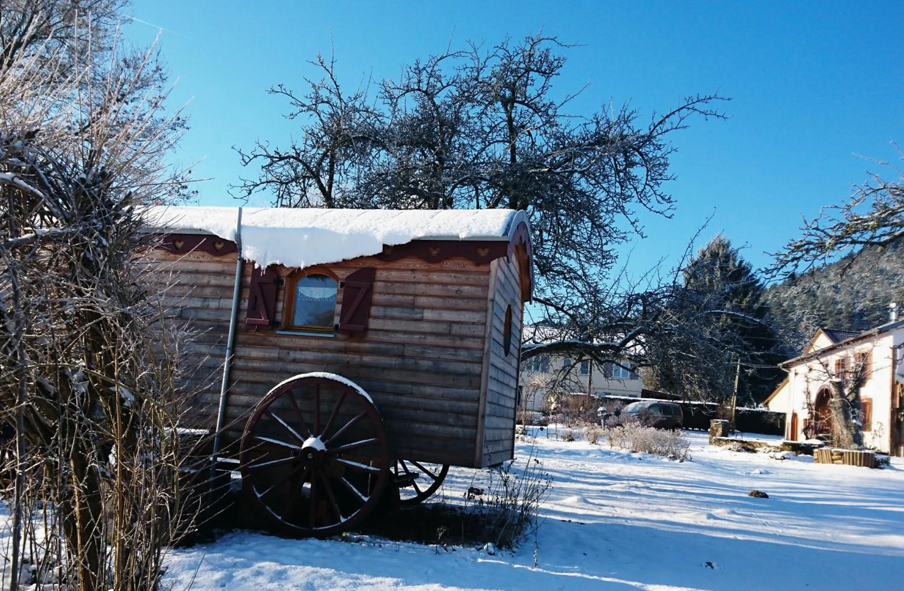 Property building in Roulotte le temps de rever