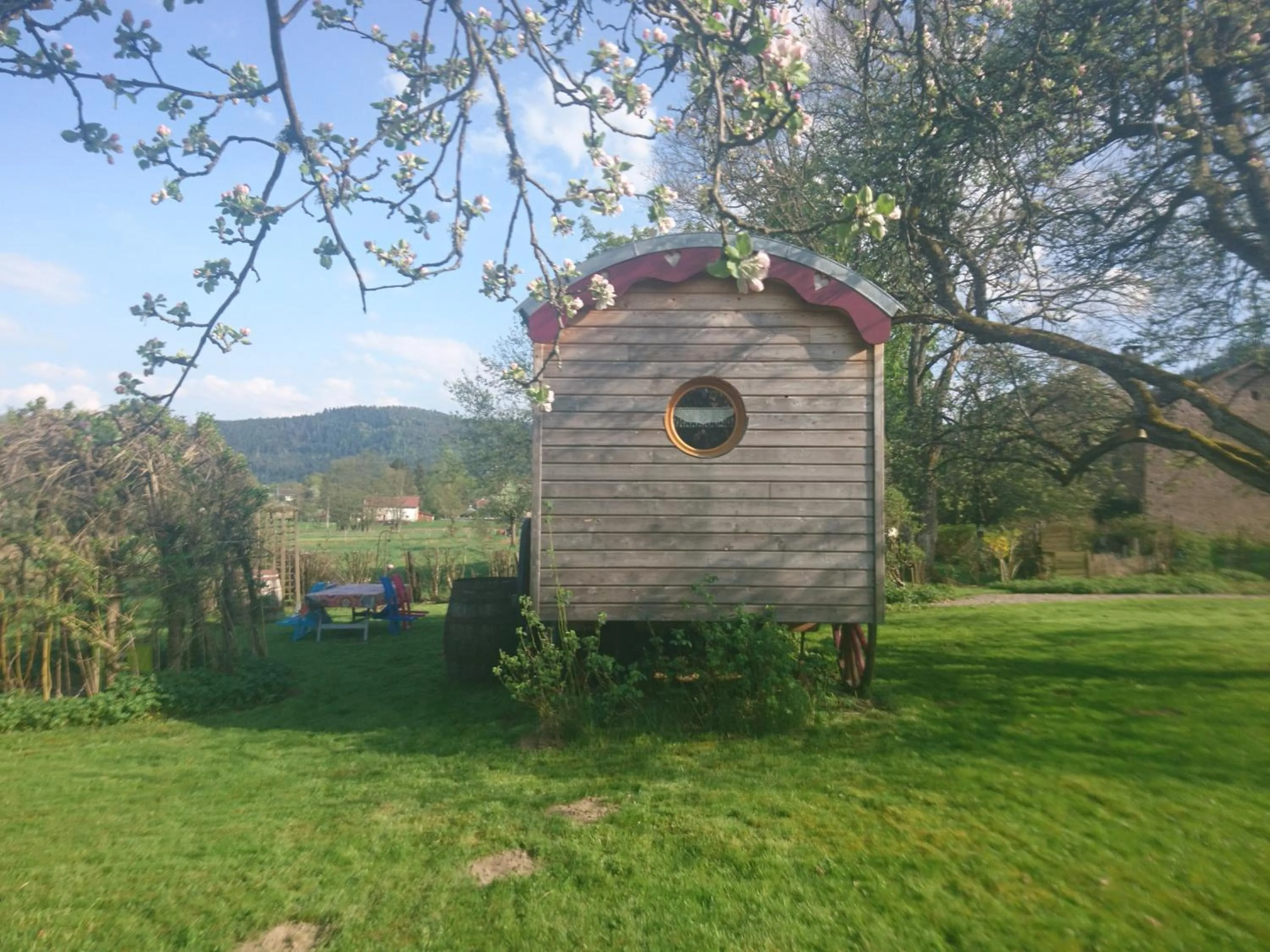 Property building in Roulotte le temps de rever