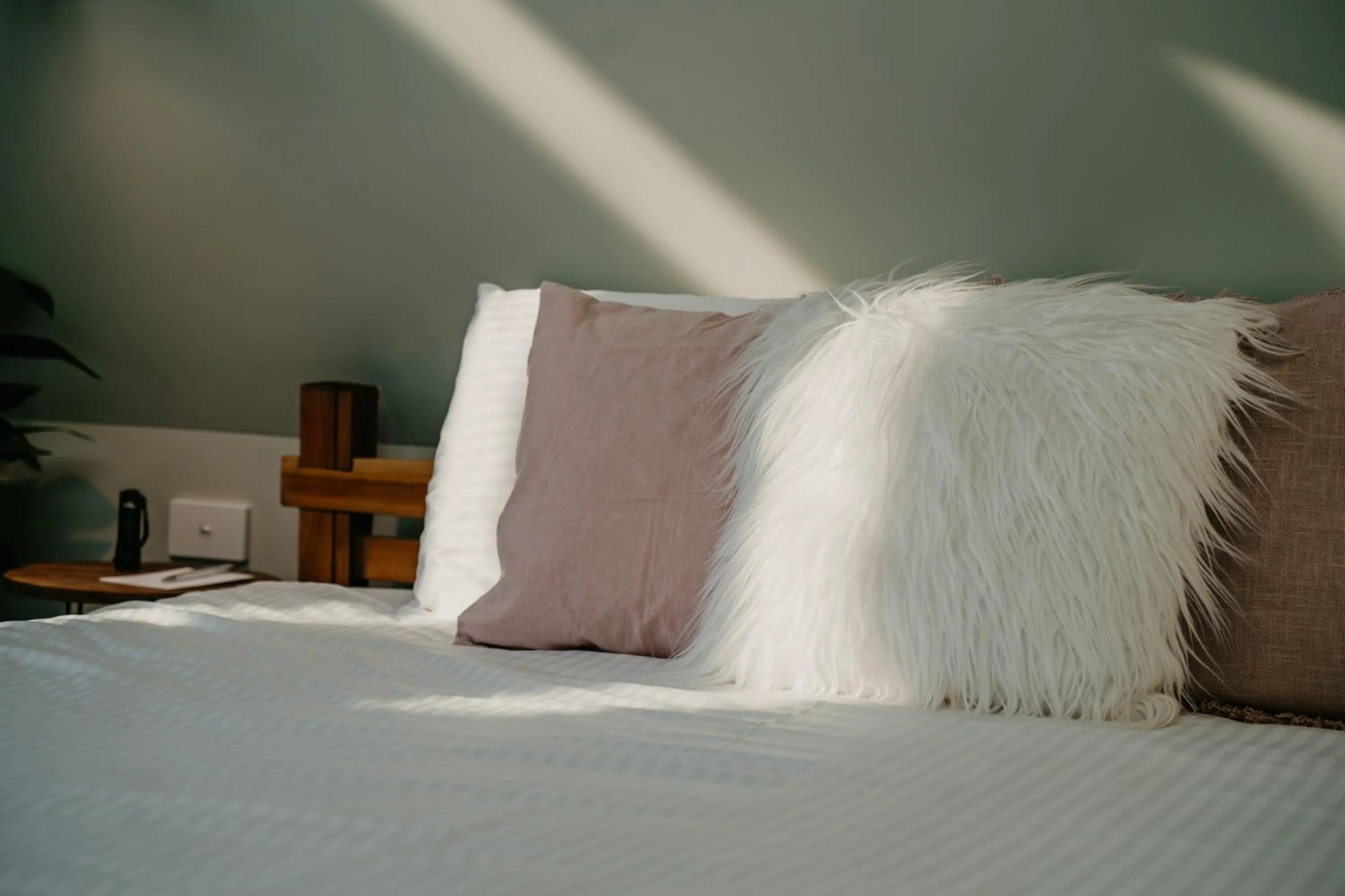 Bed in The Cove Tasmania