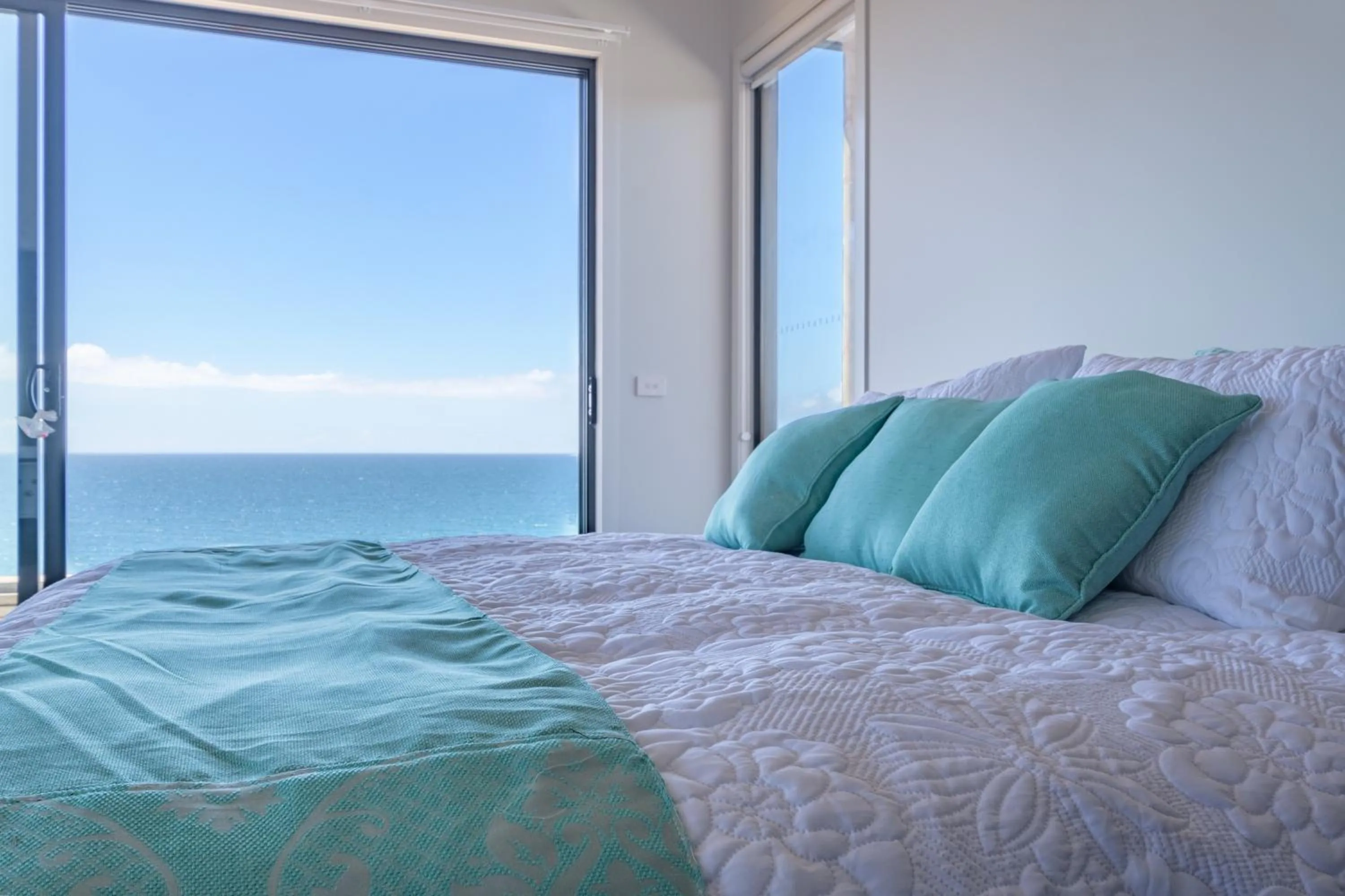 Bathroom, Bed in The Cove Tasmania