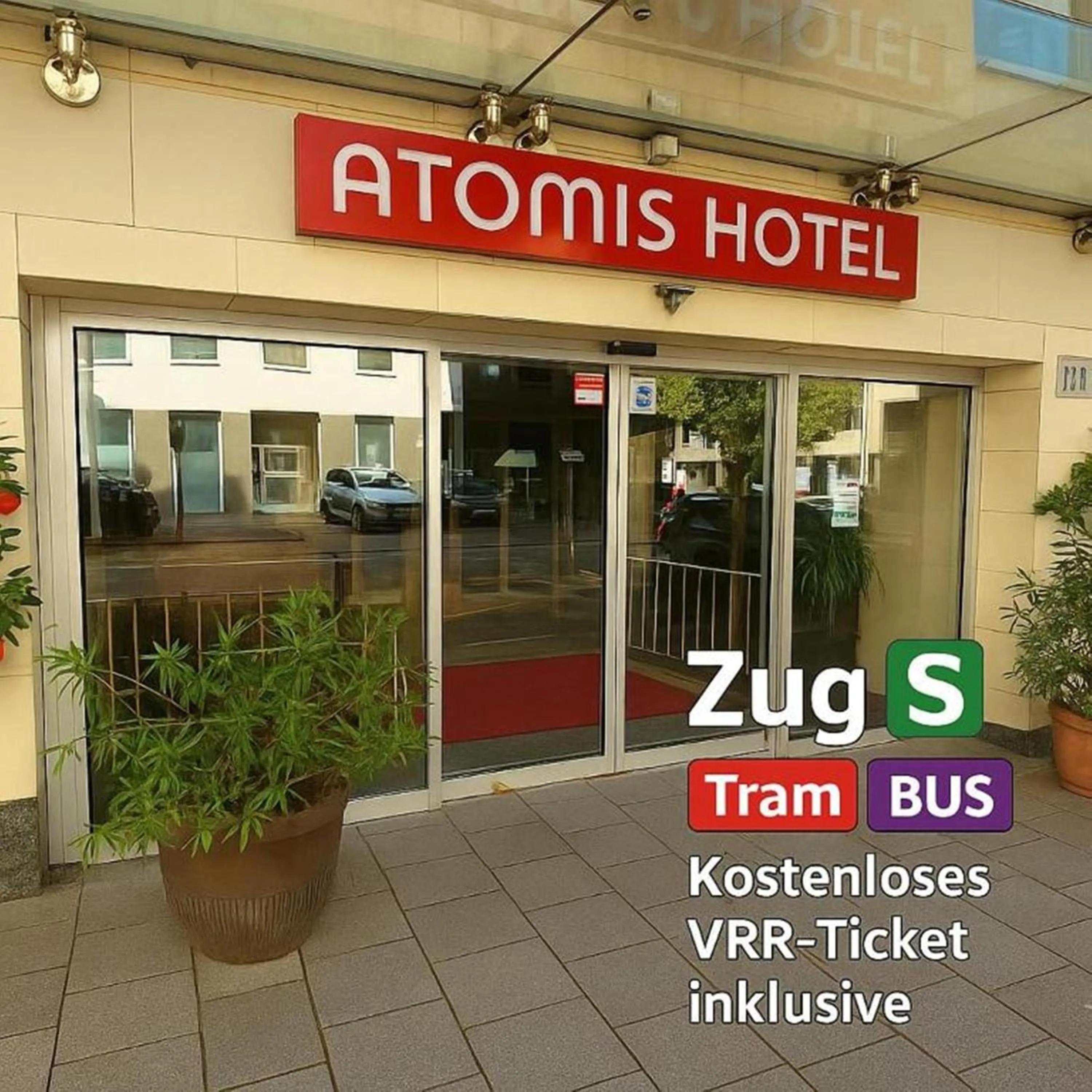 Facade/entrance in Atomis Hotel Düsseldorf City