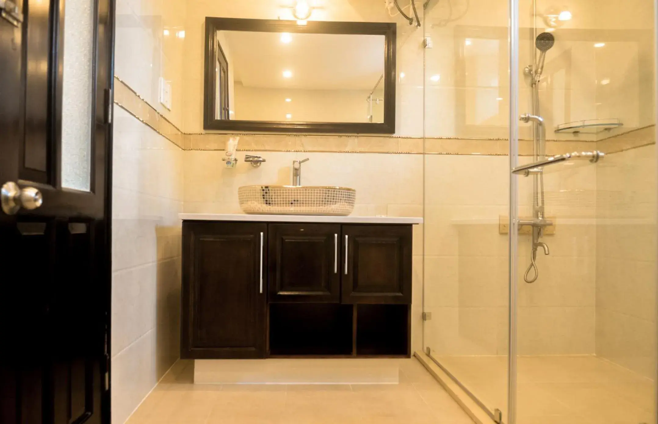 Bathroom in Thanh Binh Hotel Bathroom in Thanh Binh Hotel