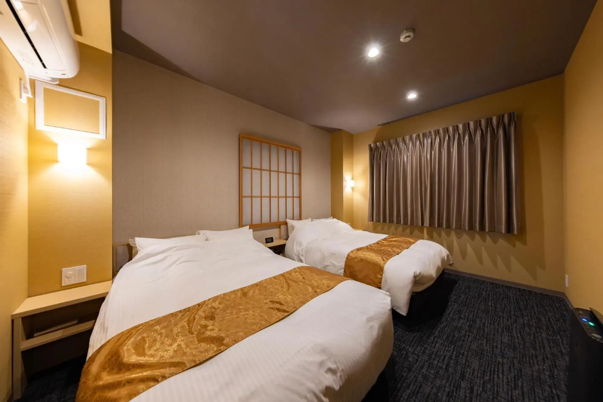 Suite in MADOKA Kyoto station west Suite in MADOKA Kyoto station west