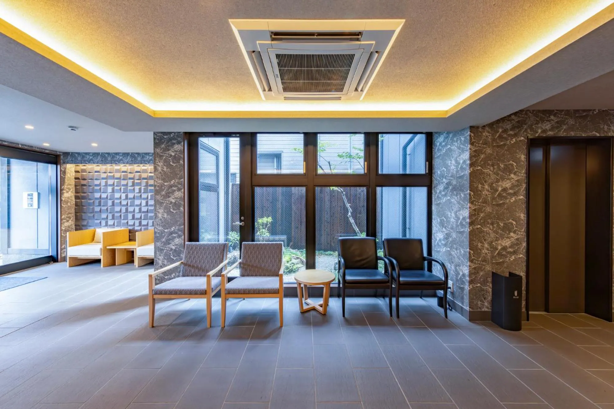 Area and facilities in MADOKA Kyoto station west