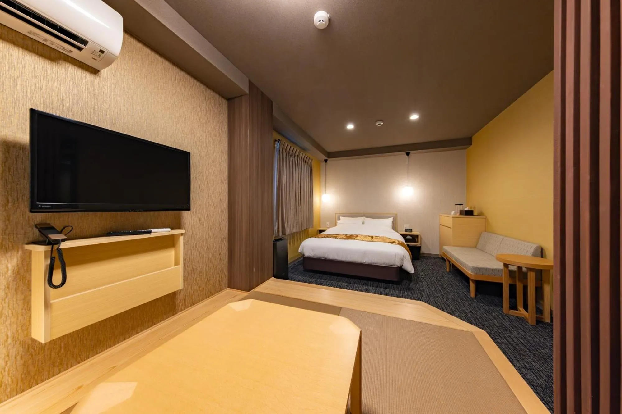 Photo of the whole room, Bed in MADOKA Kyoto station west