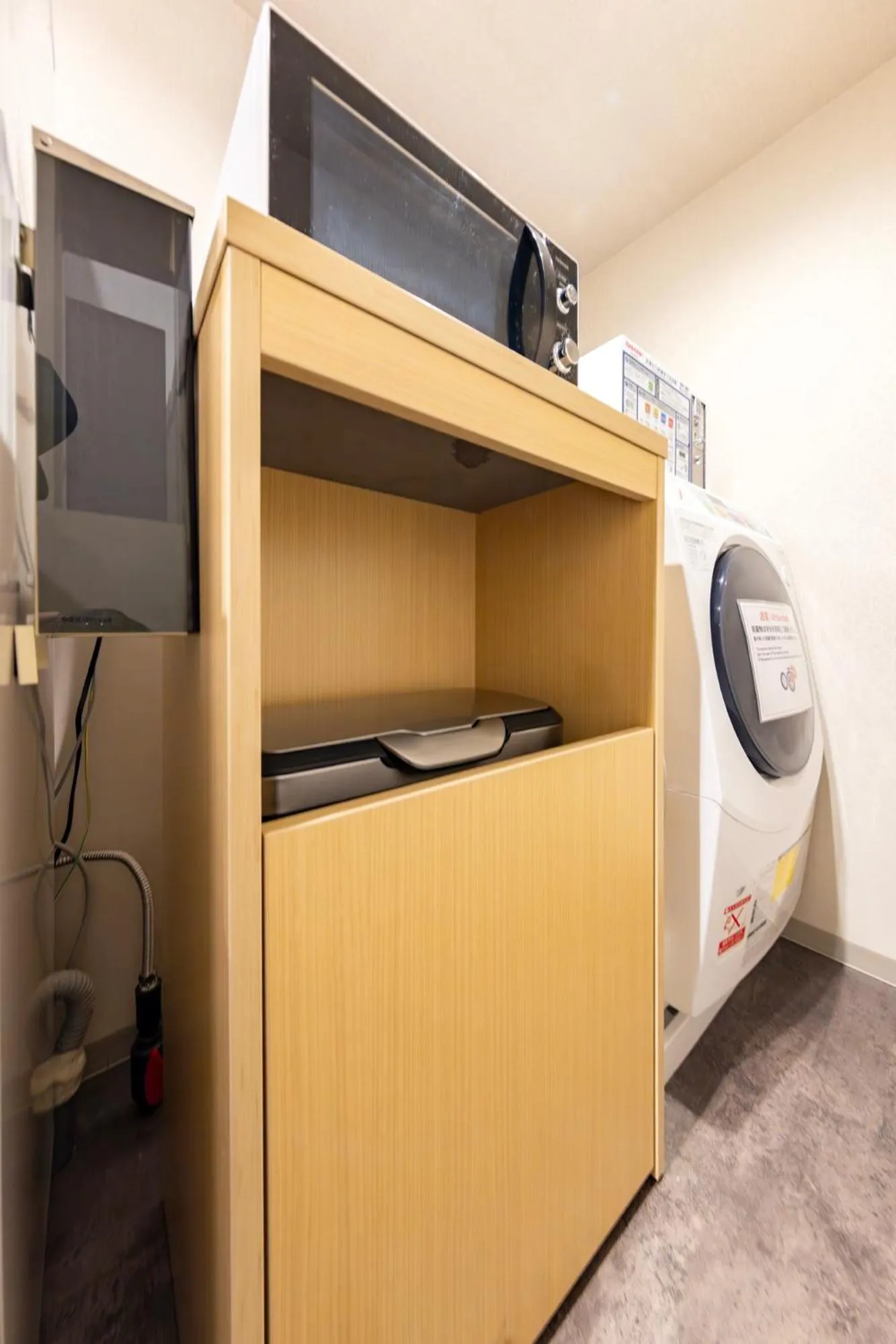 Area and facilities in MADOKA Kyoto station west