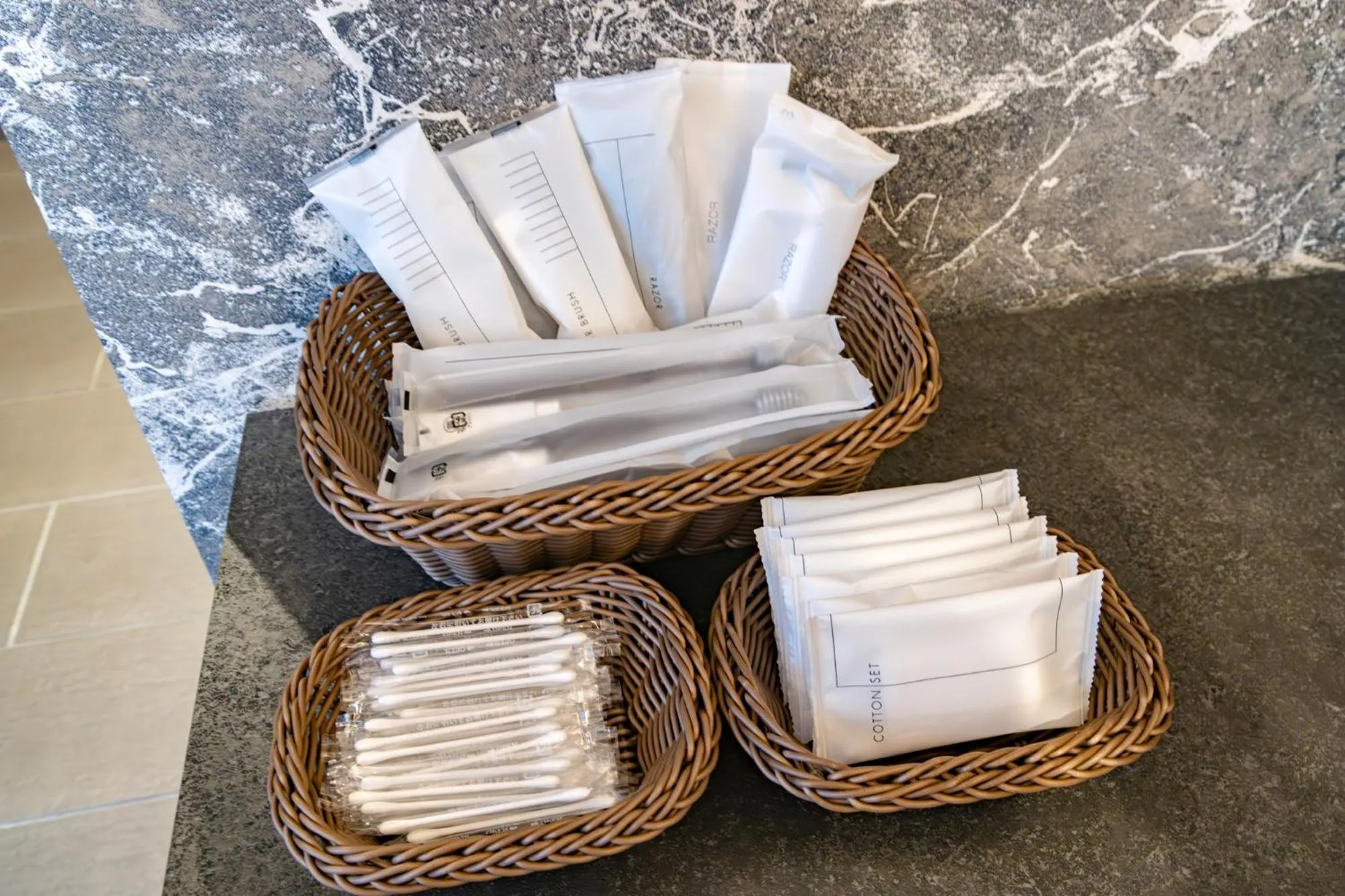 Area and facilities in MADOKA Kyoto station west