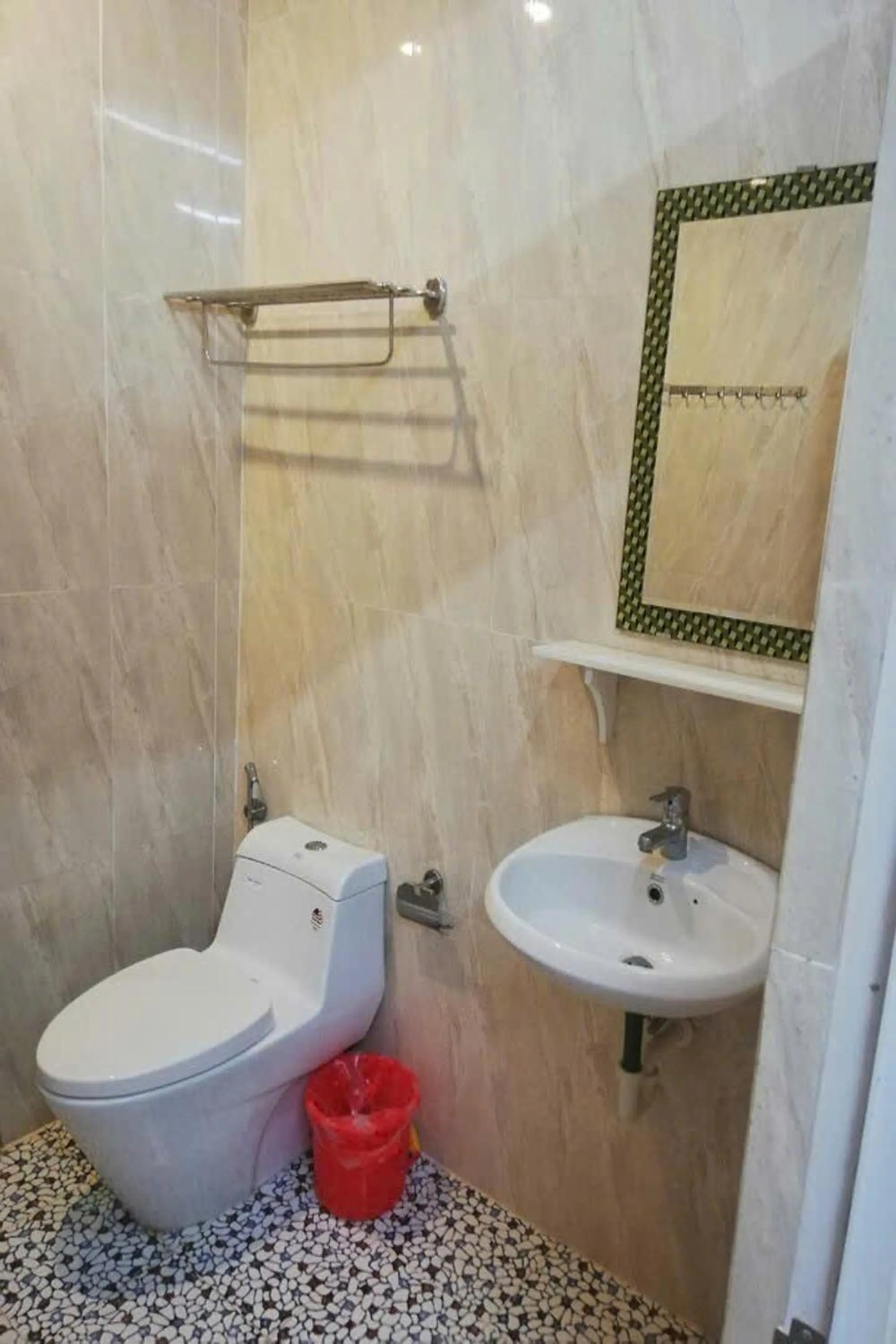 Nhat Thu Hotel & Apartment