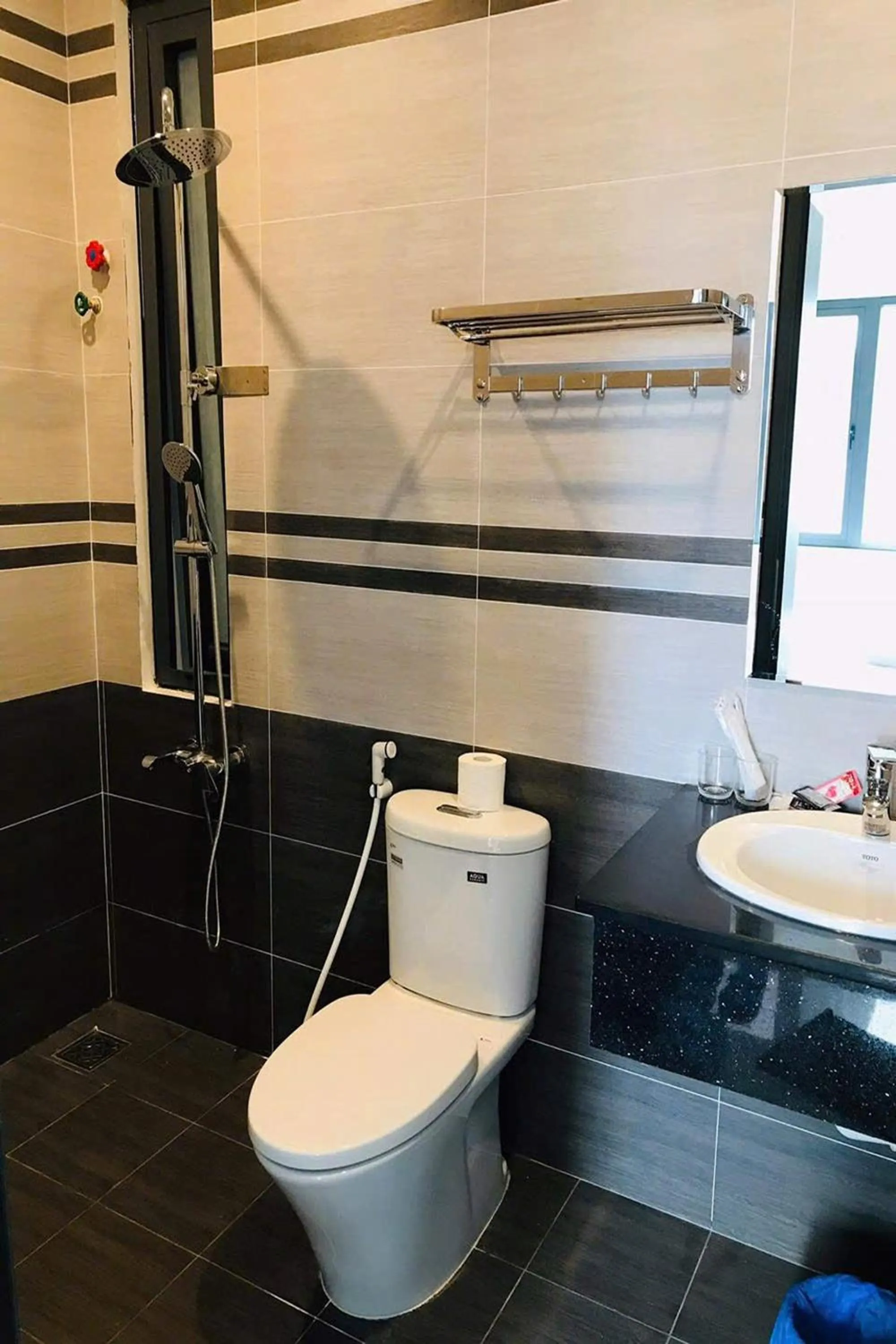 Bathroom in Nhat Thu Hotel & Apartment
