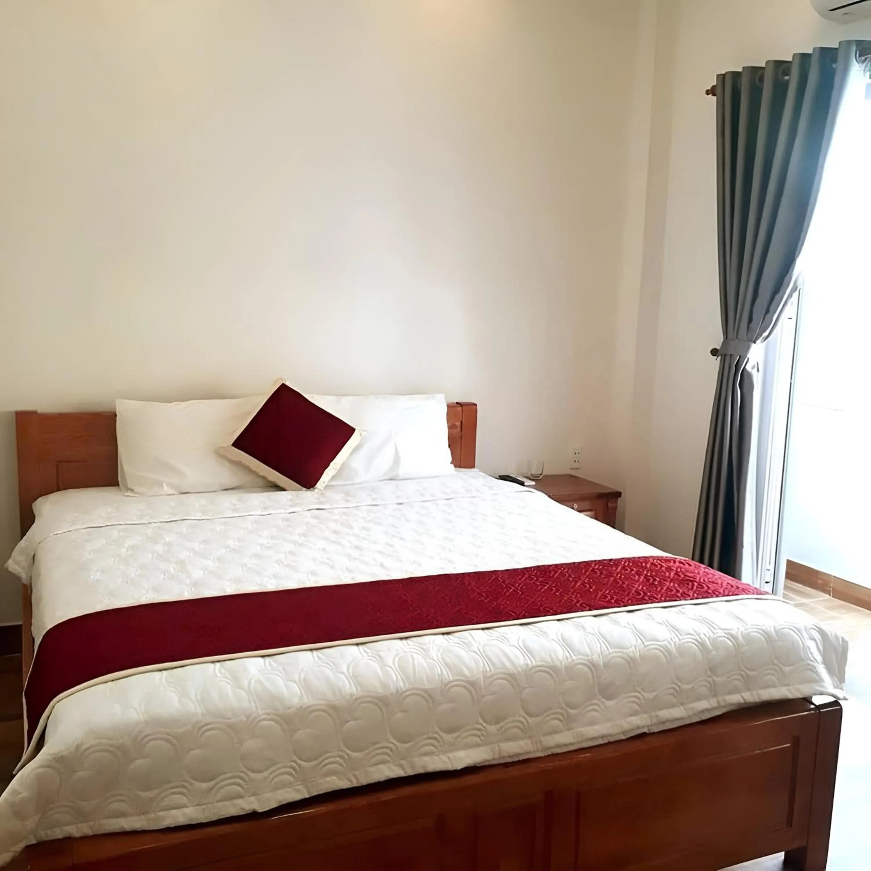 Bed in Nhat Thu Hotel & Apartment