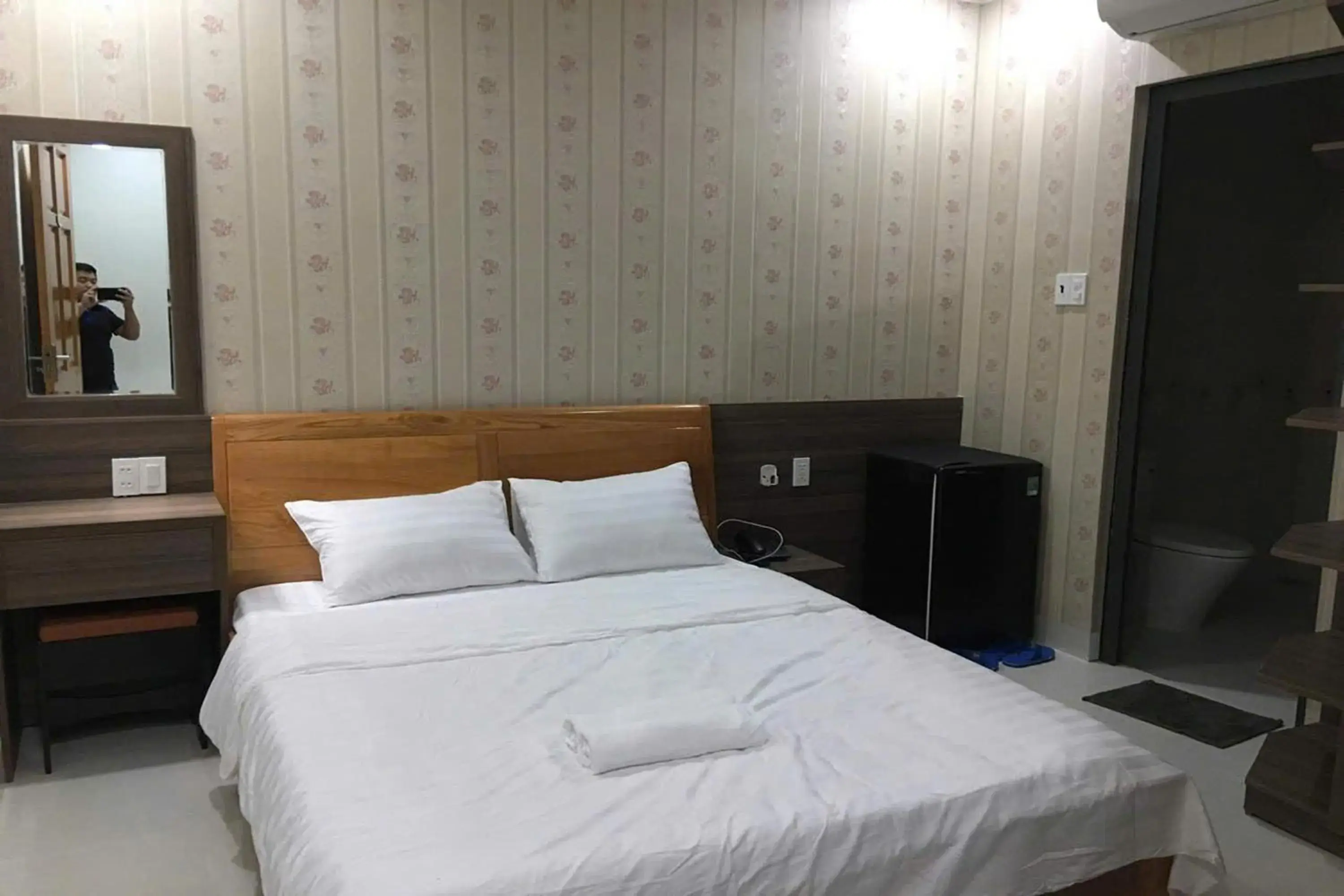 Standard Double Room in Nhat Thu Hotel & Apartment Standard Double Room in Nhat Thu Hotel & Apartment