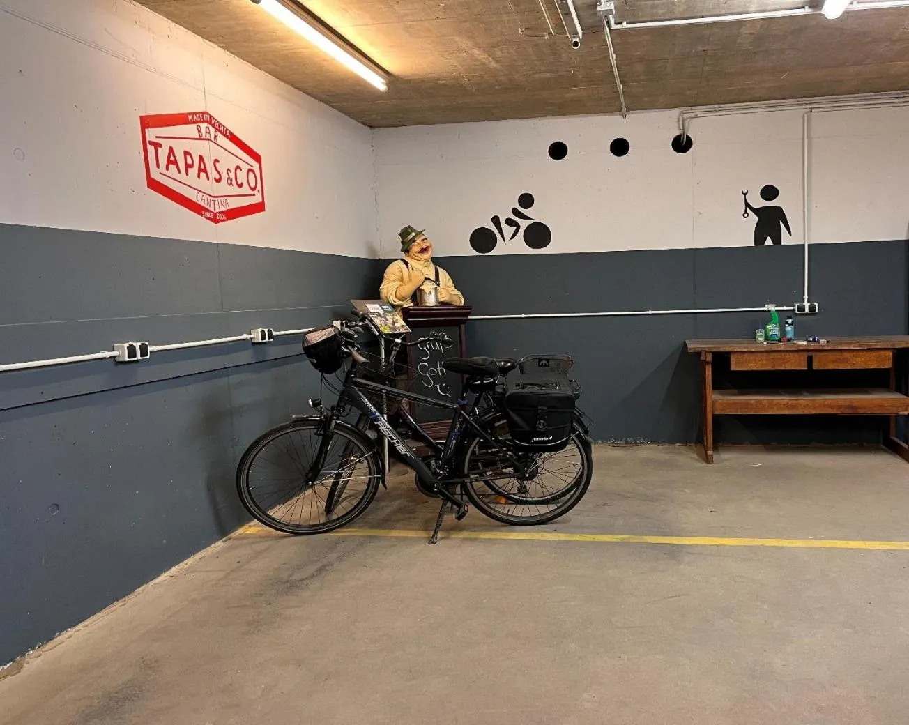 Cycling in Hotel DH VEC