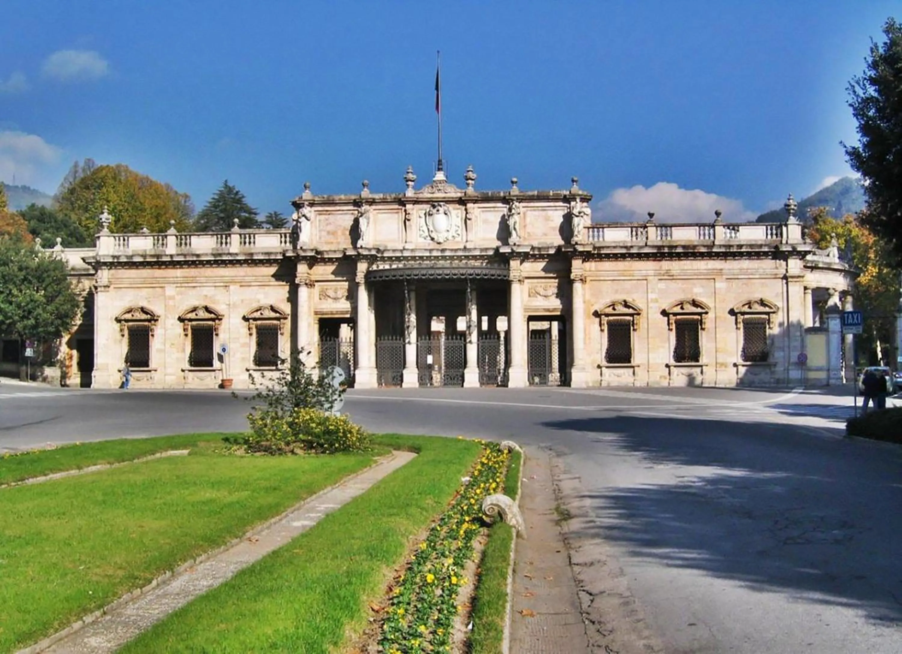Nearby landmark in HOTEL CONCORDIA