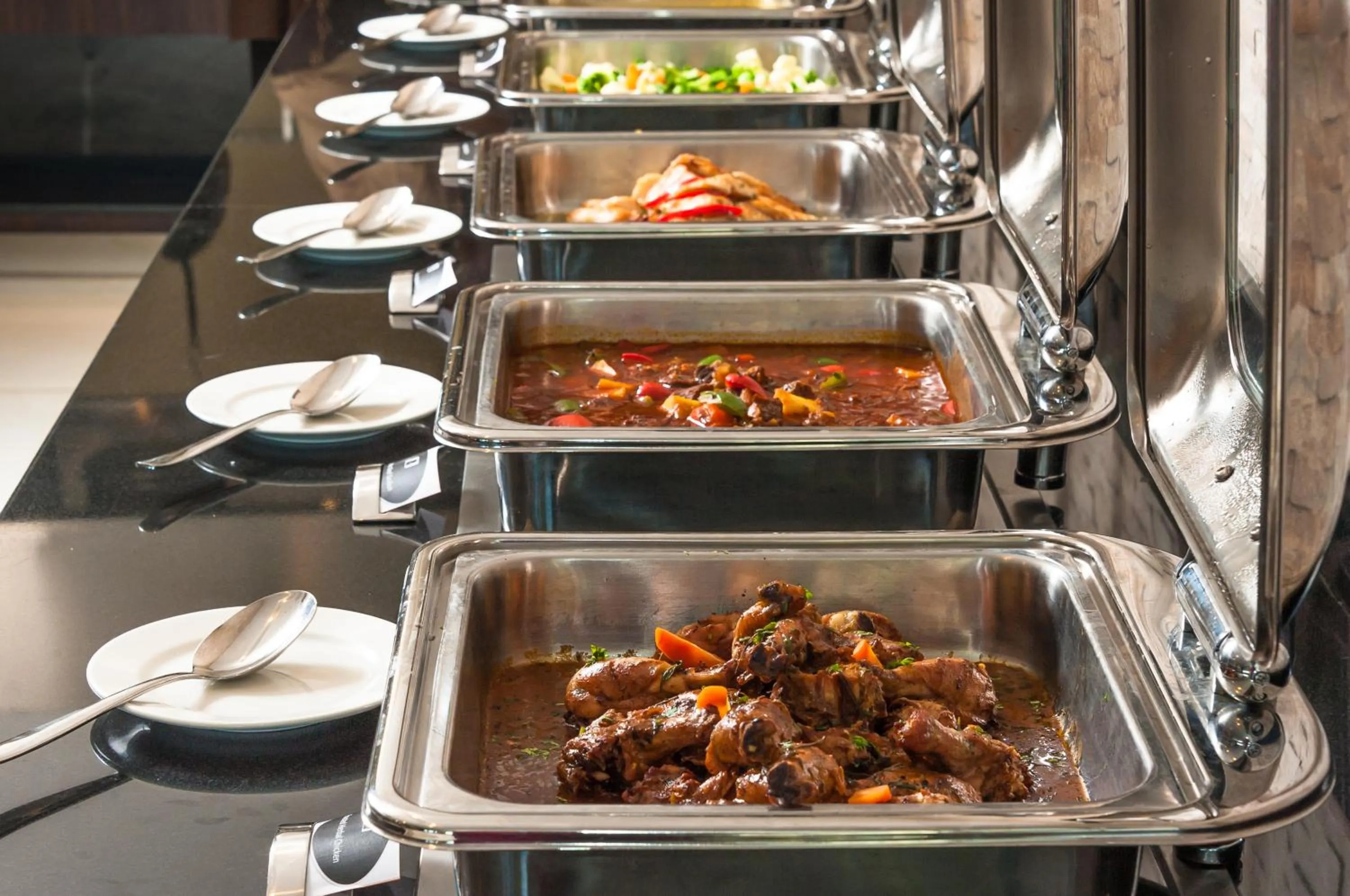 Breakfast in Longview Suites Hotel